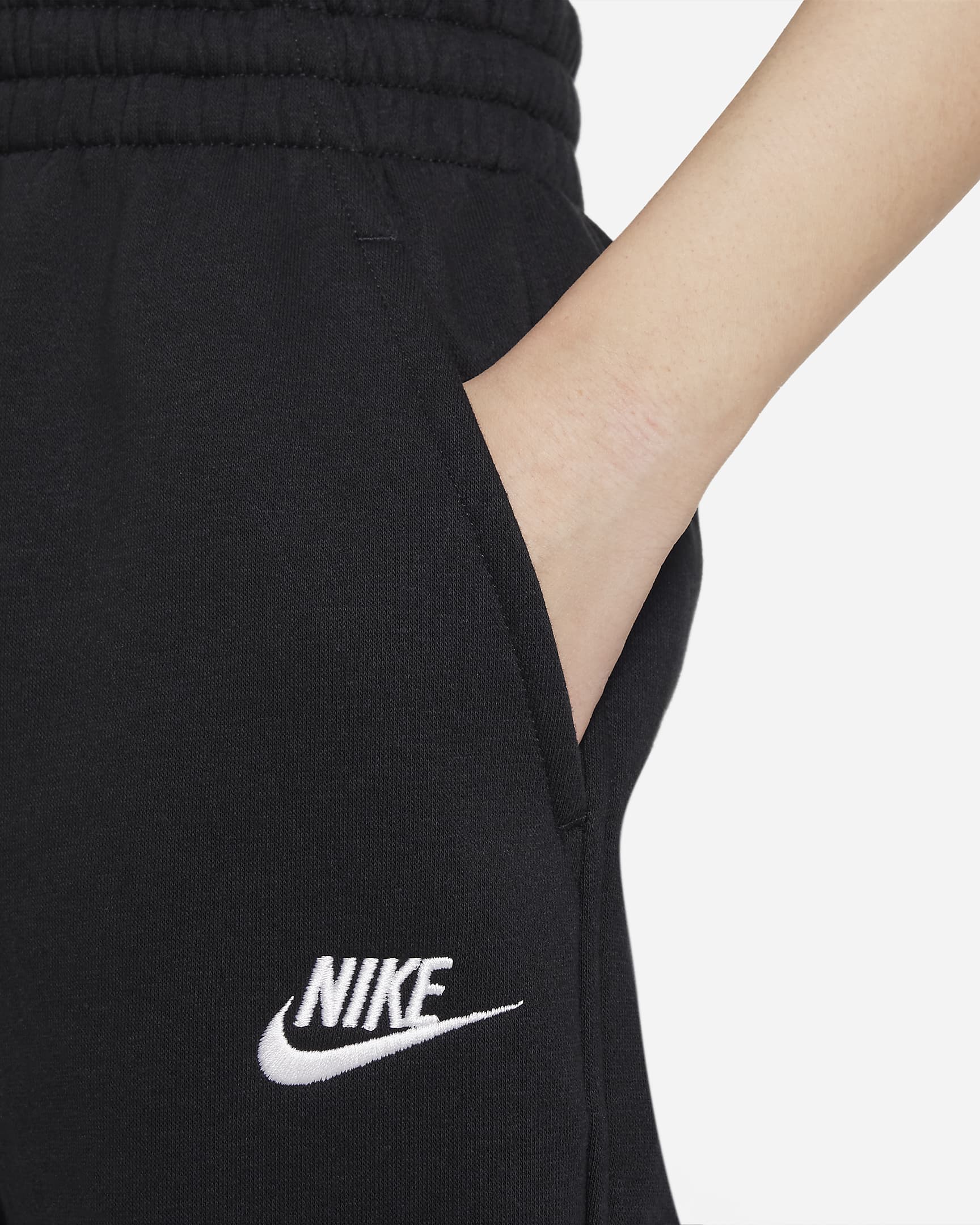 Nike Sportswear Club Fleece Older Kids' Loose Trousers - Black/Black/White