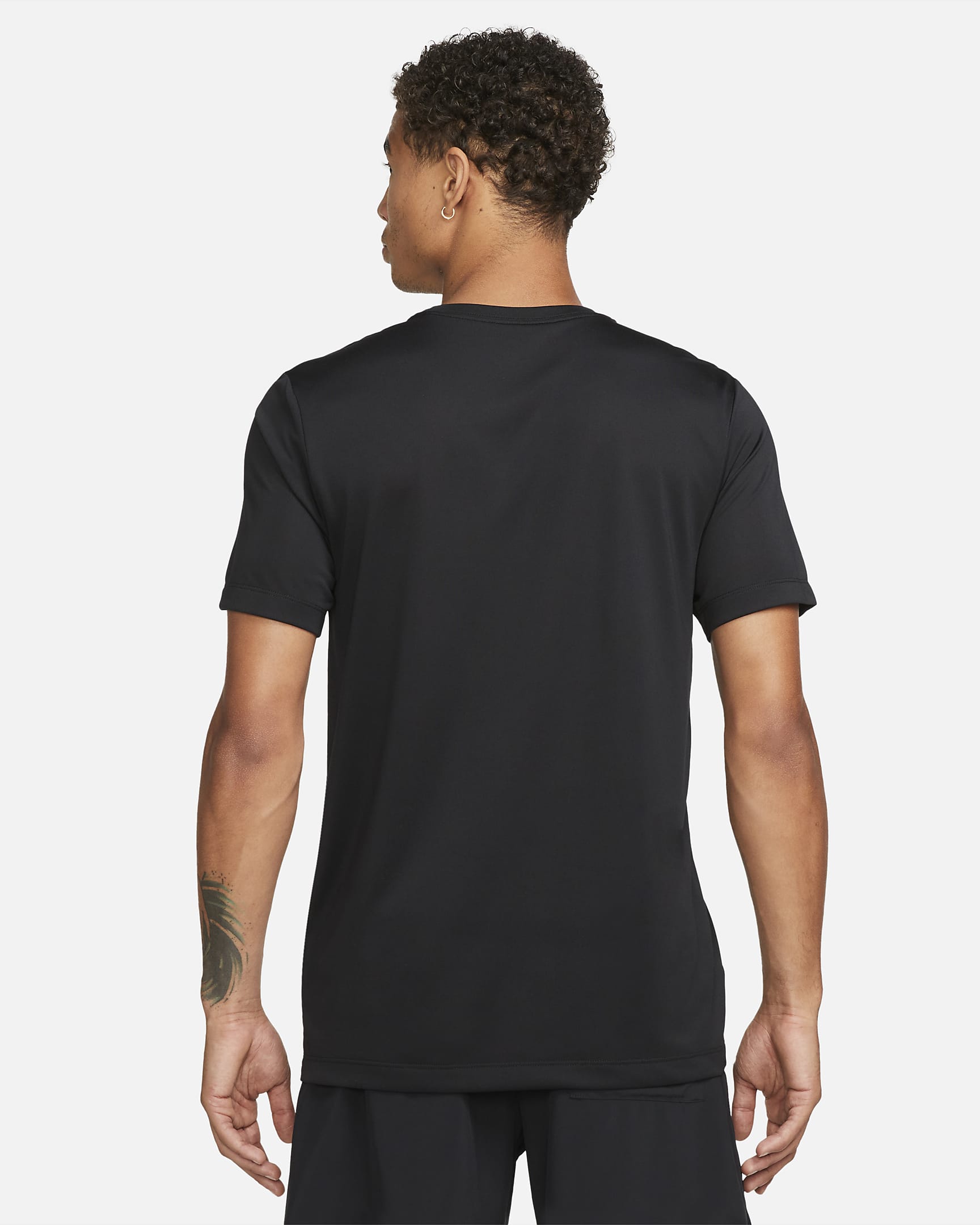 Nike Dri-FIT Legend Men's Fitness T-Shirt. Nike UK