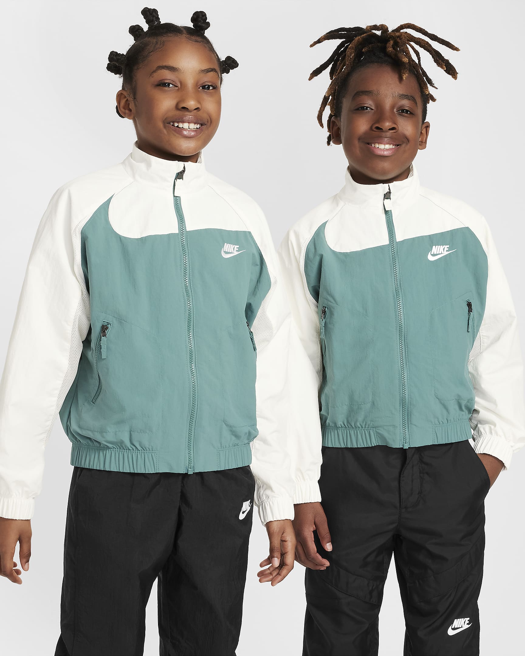 Nike Sportswear Amplify Older Kids' Woven Full-Zip Jacket - Bicoastal/Sail/White