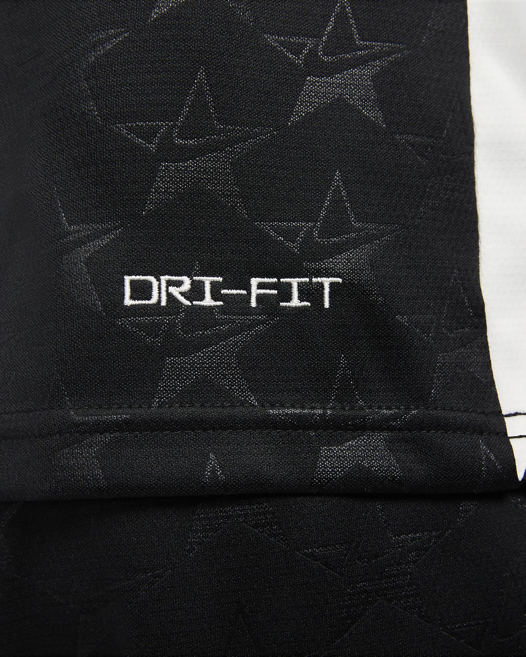 Nike Standard Issue Women's Basketball Jersey. Nike AE