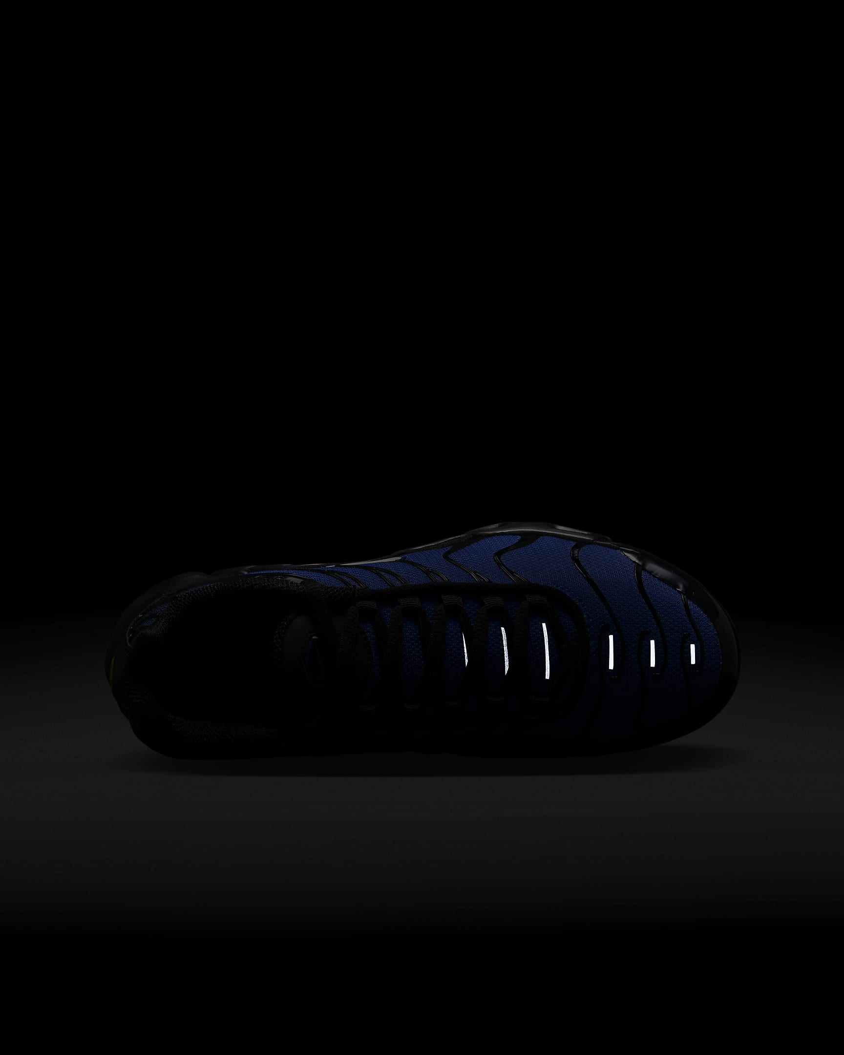 Nike Air Max Plus Older Kids' Shoes - Black/Racer Blue/Obsidian/Phantom