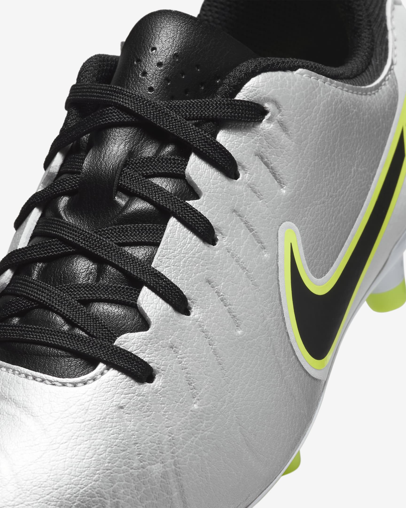 Nike Jr. Tiempo Legend 10 Academy low-top voetbalschoenen voor kleuters/kids (meerdere ondergronden) - Metallic Silver/Volt/Zwart