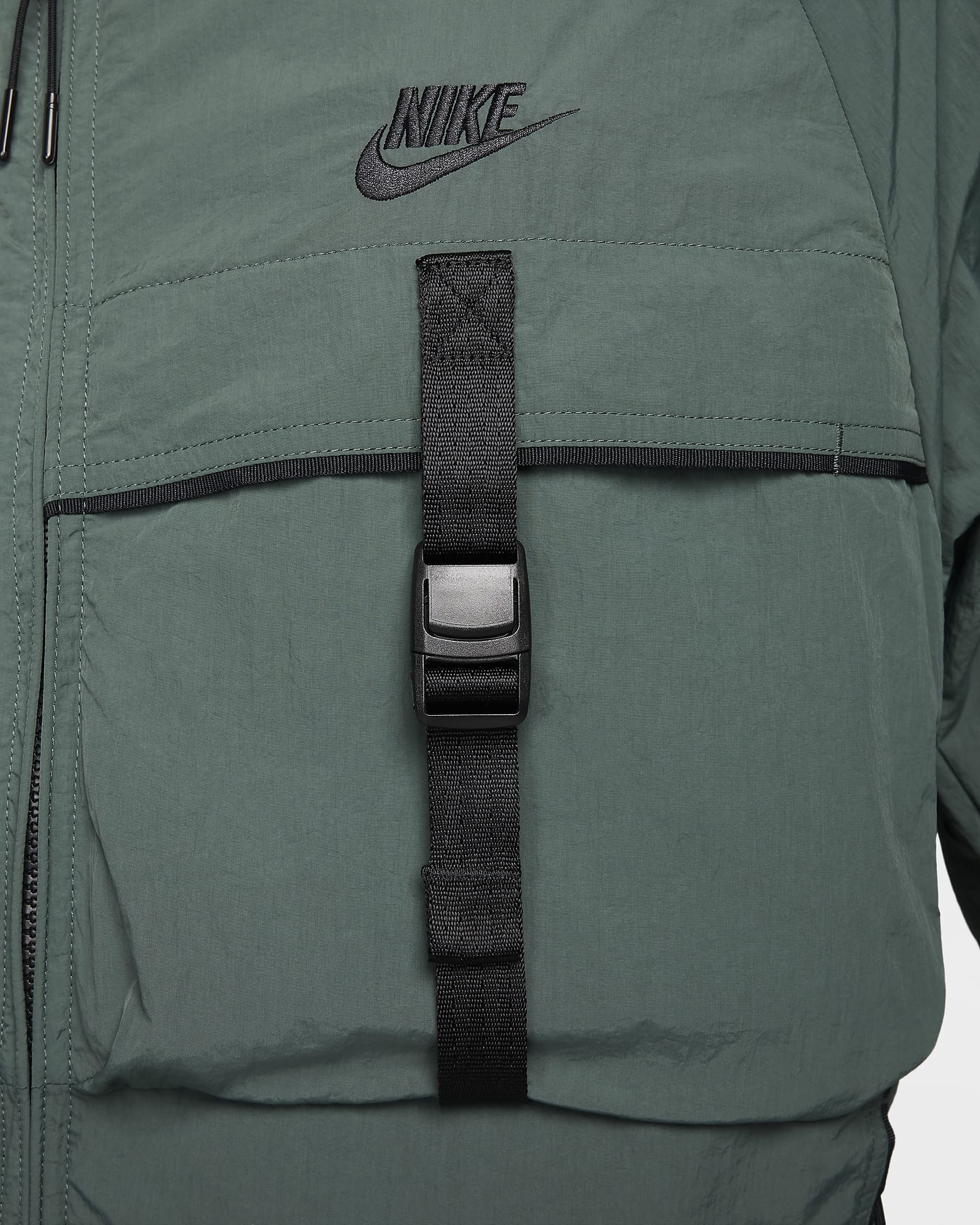 Nike Tech Men's Woven Jacket - Vintage Green/Black