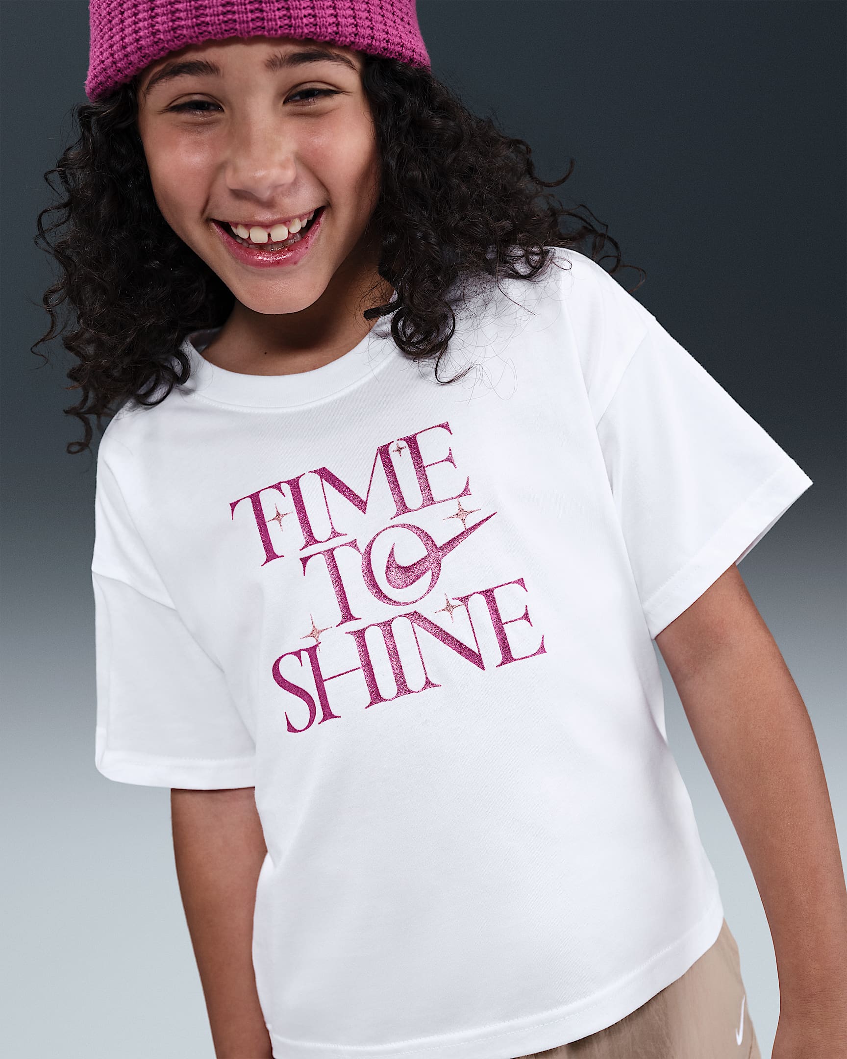 Nike Sportswear Big Kids' (Girls') T-Shirt - White
