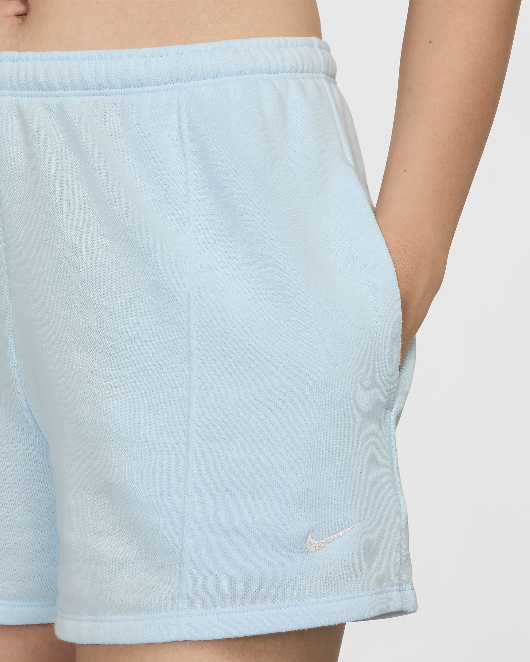 Nike Sportswear Chill Terry shorts van sweatstof met halfhoge taille voor dames (10 cm) - Glacier Blue/Sail