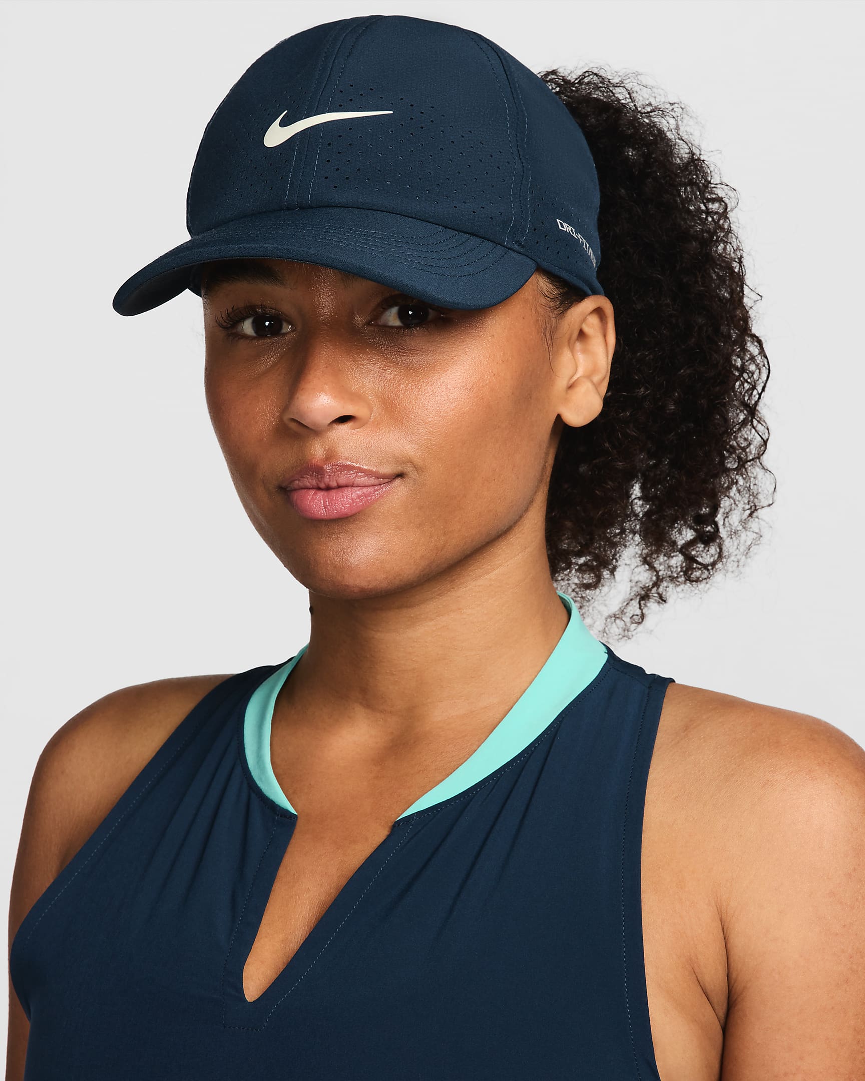 Nike Dri-FIT ADV Club unstrukturierte Tennis-Cap - Armory Navy/Sea Glass