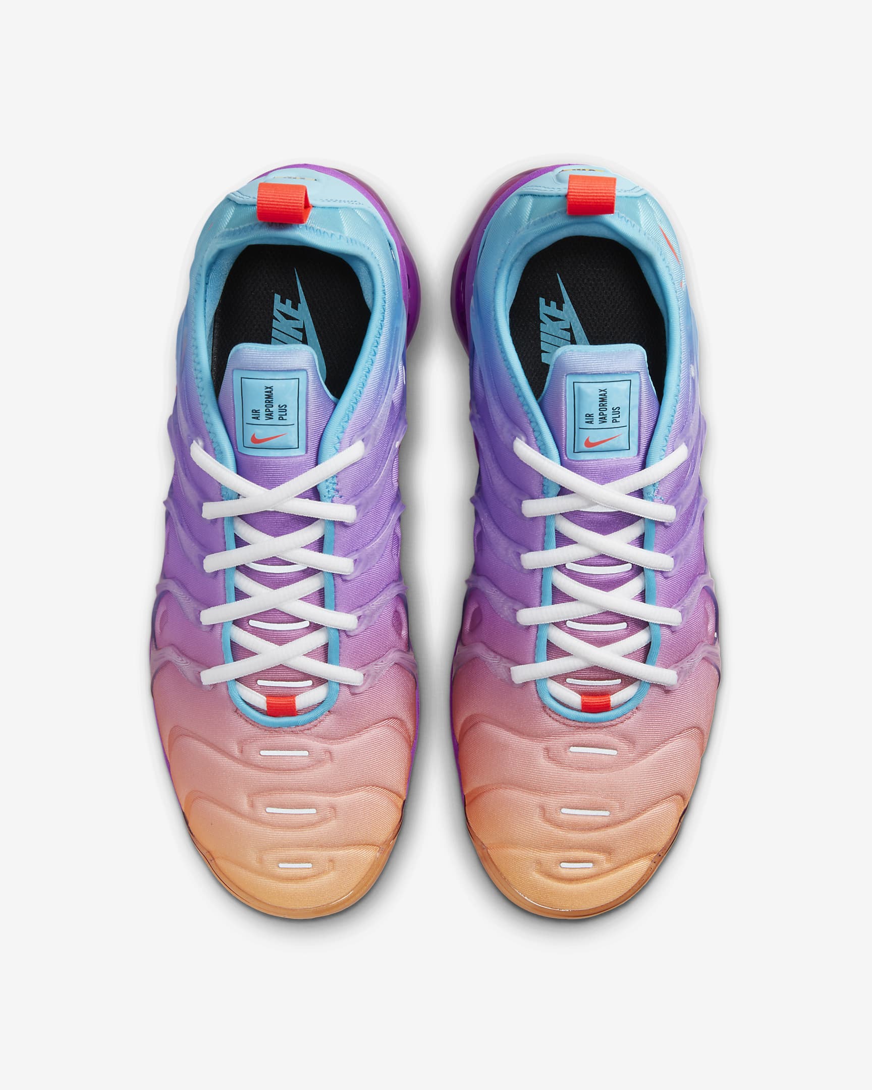 Breaking News: Nike Air VaporMax Plus Women’s Shoes Review – Pros, Cons, and Jaw-Dropping Features!