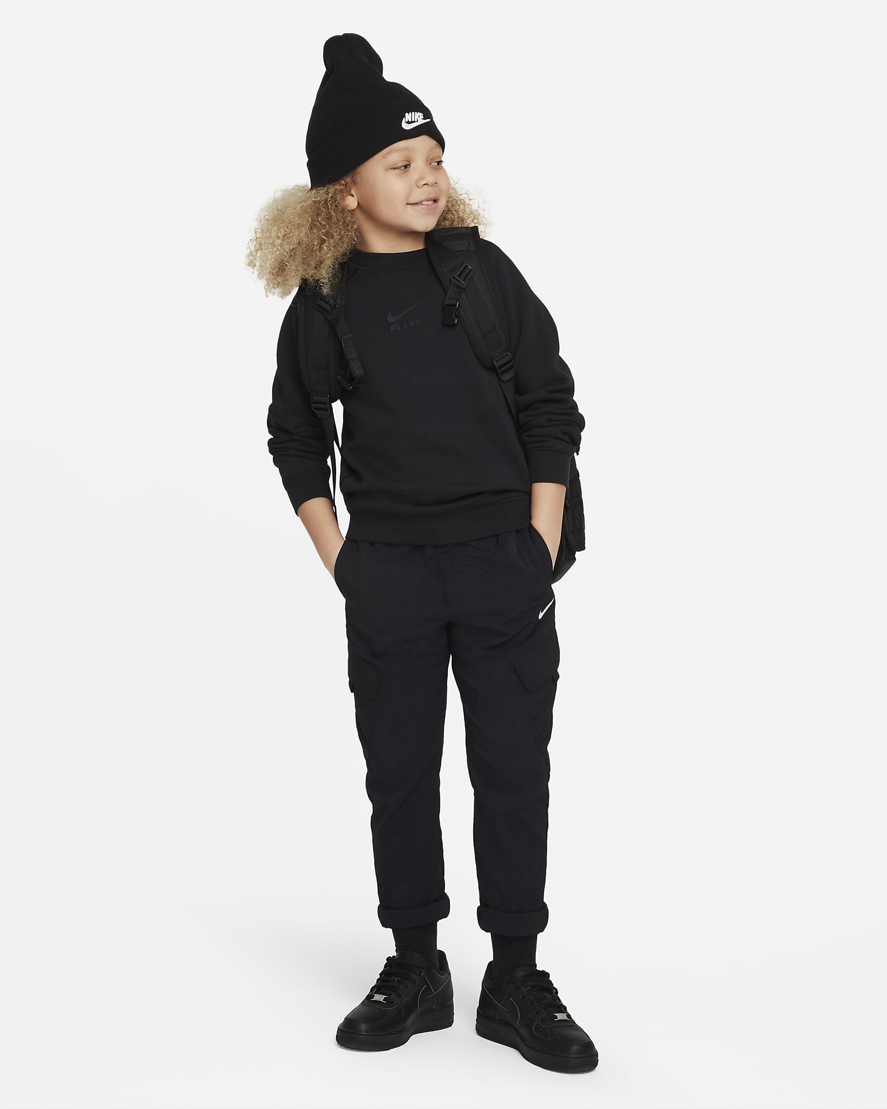 Nike Outdoor Play Older Kids' Woven Cargo Trousers. Nike HR