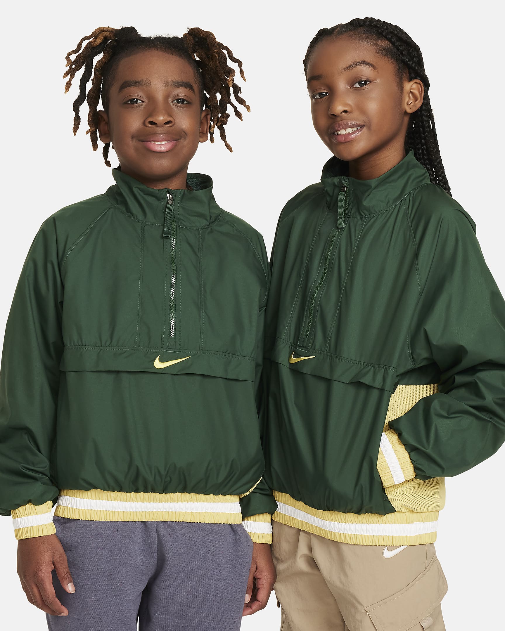 Nike Older Kids' (Boys') Repel Long-Sleeve 1/2-Zip Jacket - Fir/Saturn Gold/Saturn Gold