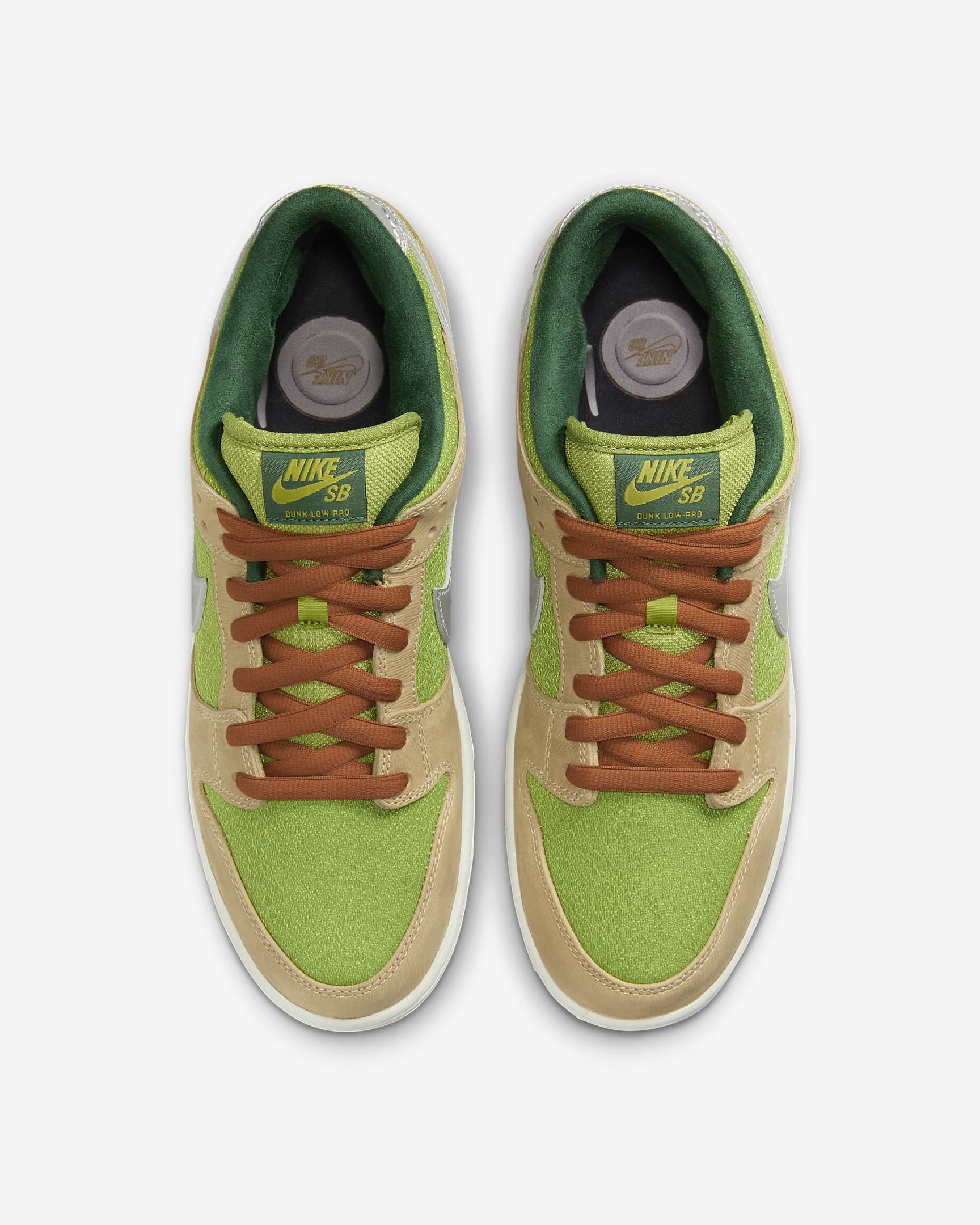 Nike SB Dunk Low Pro Sabatilles de skateboard - Sesame/Pear/Fir/Platejat metal·litzat