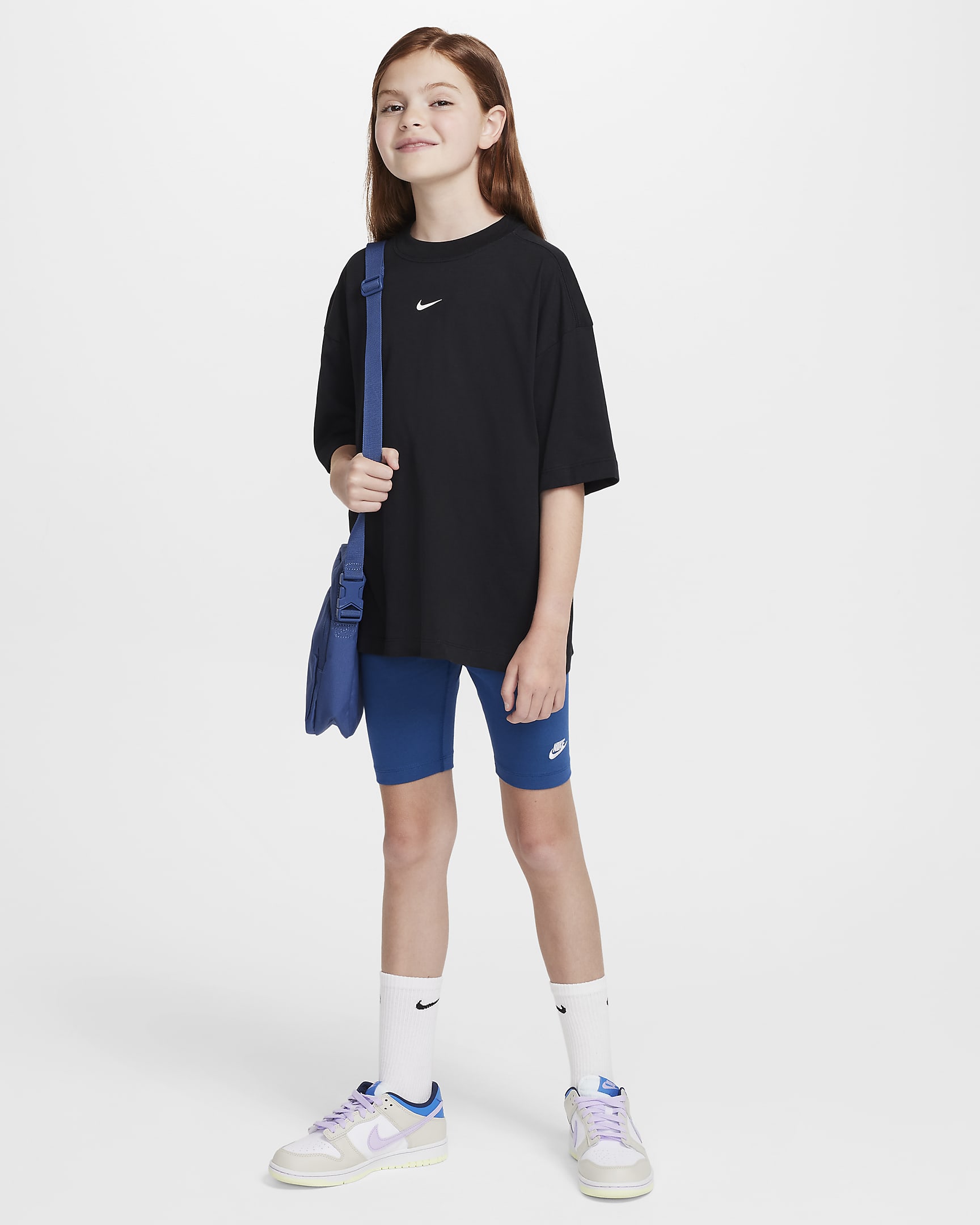 Playera oversized para niña talla grande Nike Sportswear - Negro