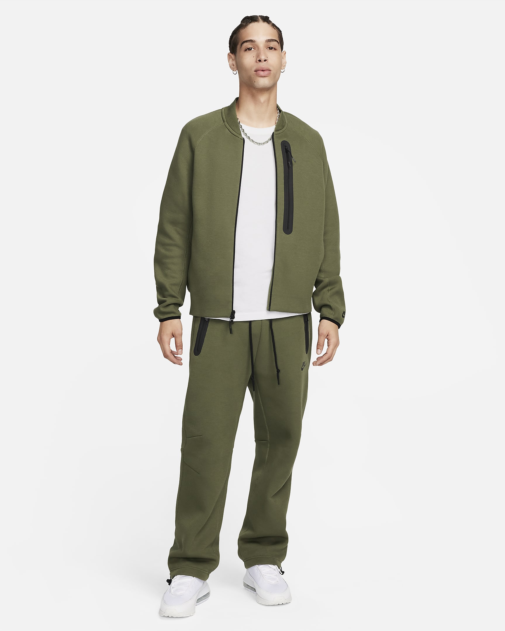 Chamarra bomber para hombre Nike Sportswear Tech Fleece. Nike.com