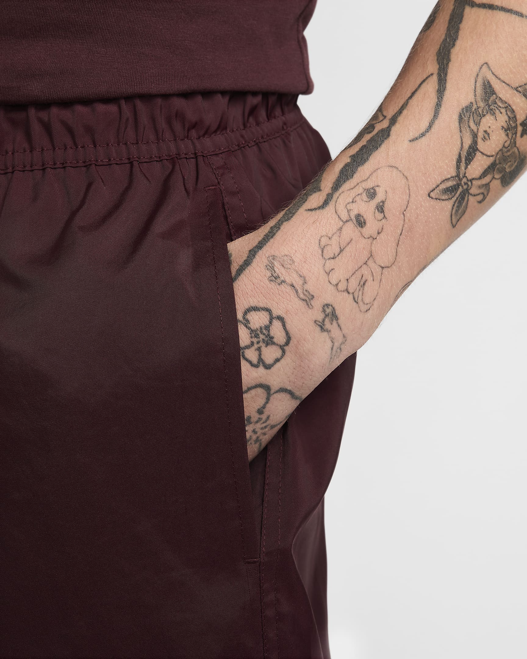 Shorts Flow in tessuto Nike Club – Uomo - Burgundy Crush/Bianco