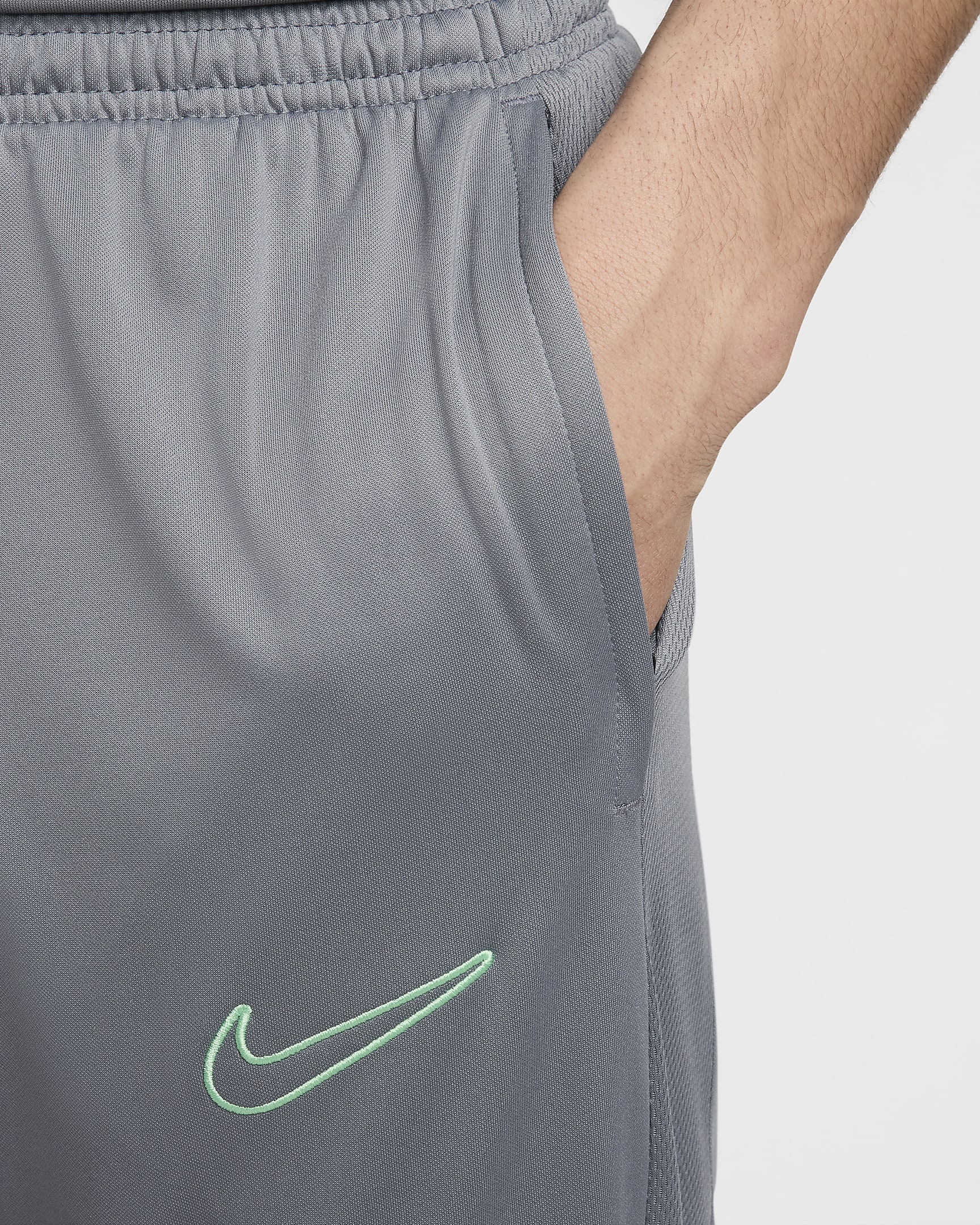 Pantalon de foot Nike Dri-FIT Academy pour homme - Smoke Grey/Smoke Grey/Smoke Grey/Vapor Green