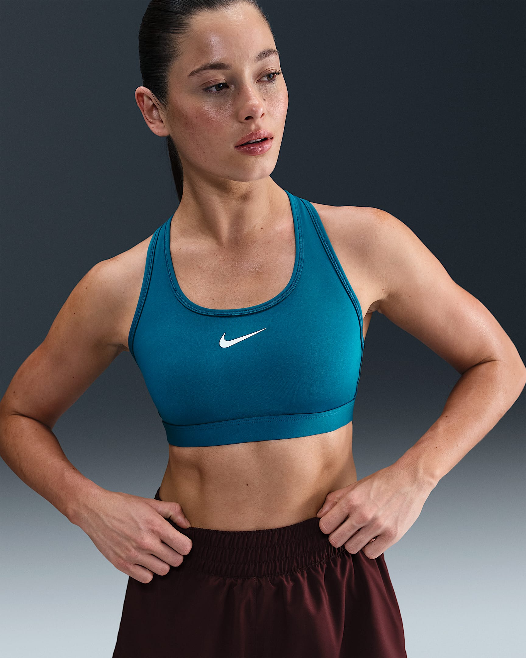 Nike Swoosh Medium-Support Women's Padded Sports Bra - Green Abyss/White