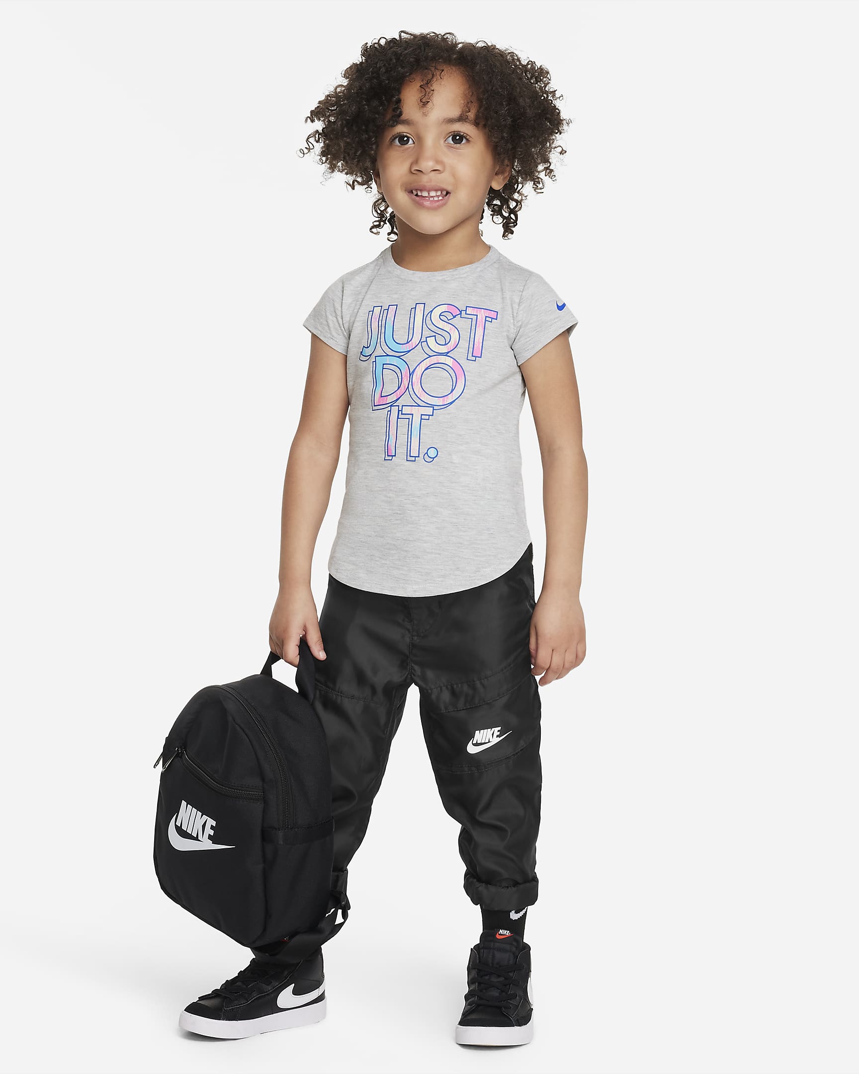 Playera para niños pequeños (playera Nike Digi Dye 