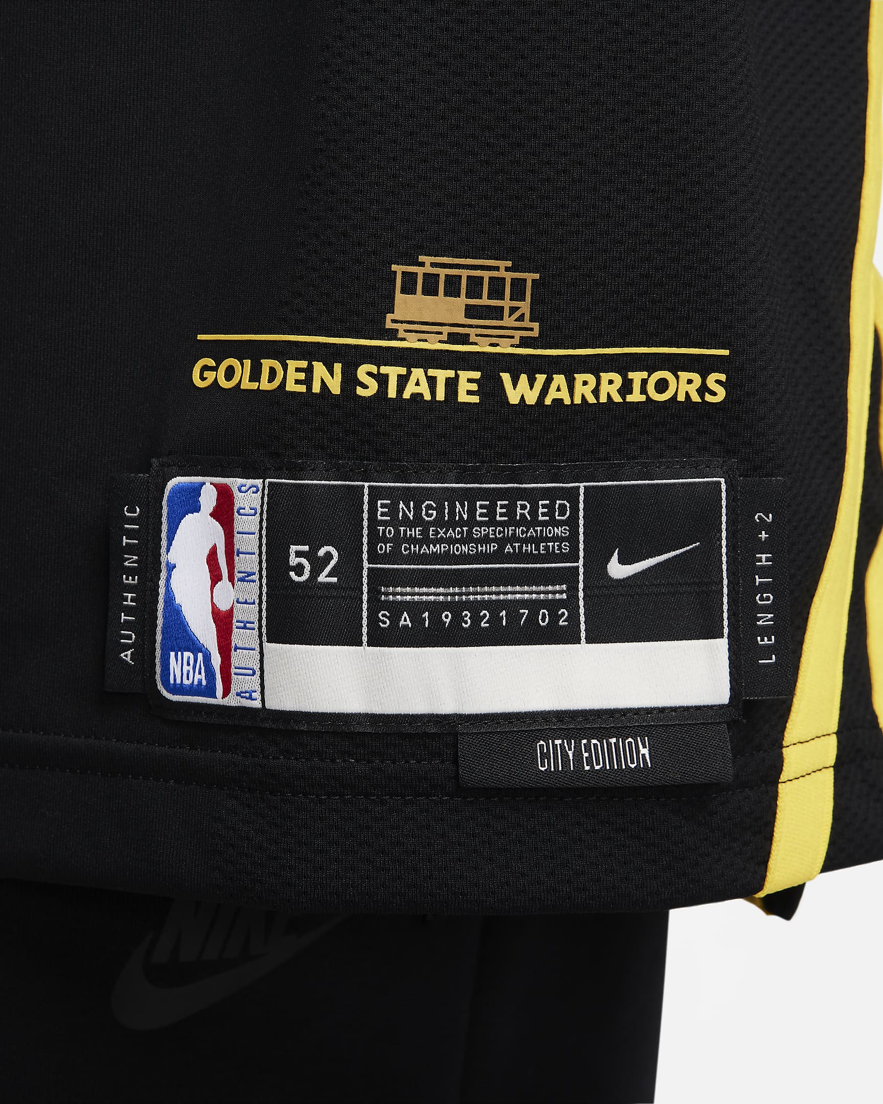 Stephen Curry Golden State Warriors 2023/24 City Edition Men's Nike Dri-FIT ADV NBA Authentic Jersey - Black