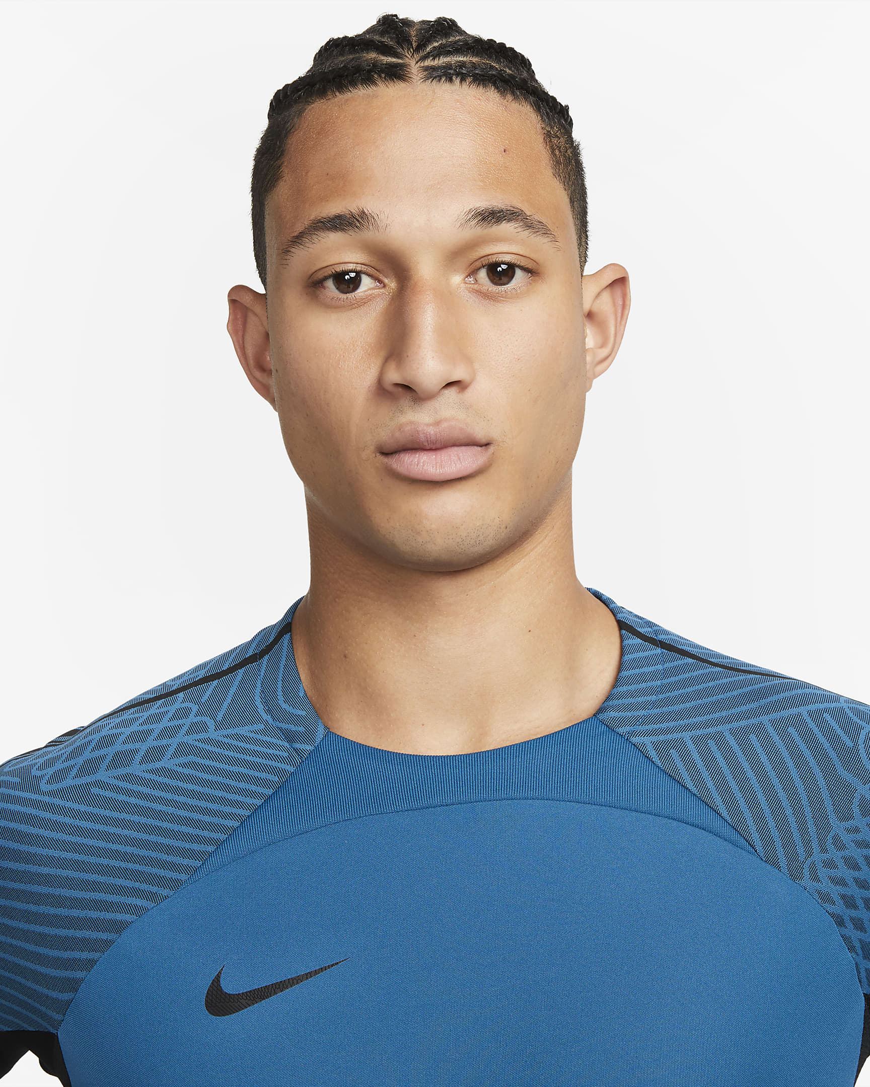Nike Dri-FIT Strike Men's Short-Sleeve Football Top. Nike UK