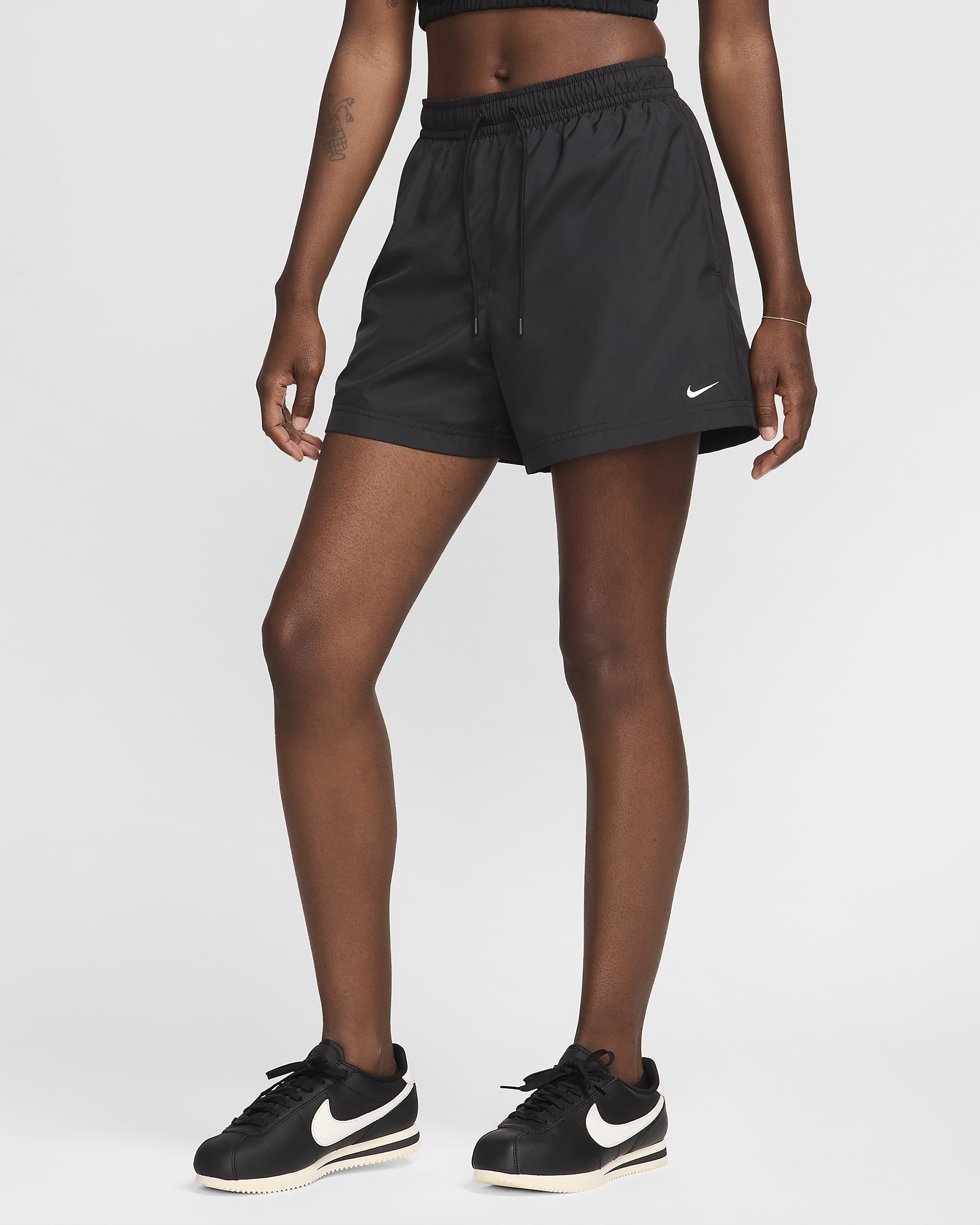 Shorts a vita media Nike Sportswear Classic Wovens – Donna - Nero/Bianco