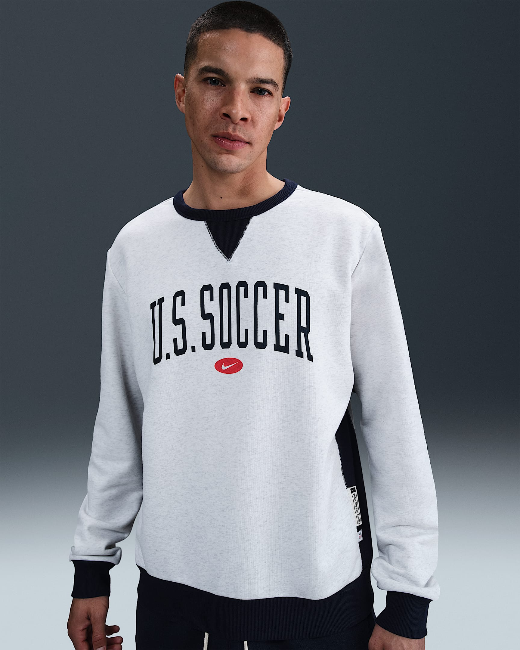 USMNT Standard Issue Men's Nike Dri-FIT Soccer Crew-Neck Sweatshirt - Birch Heather/Obsidian/Birch Heather