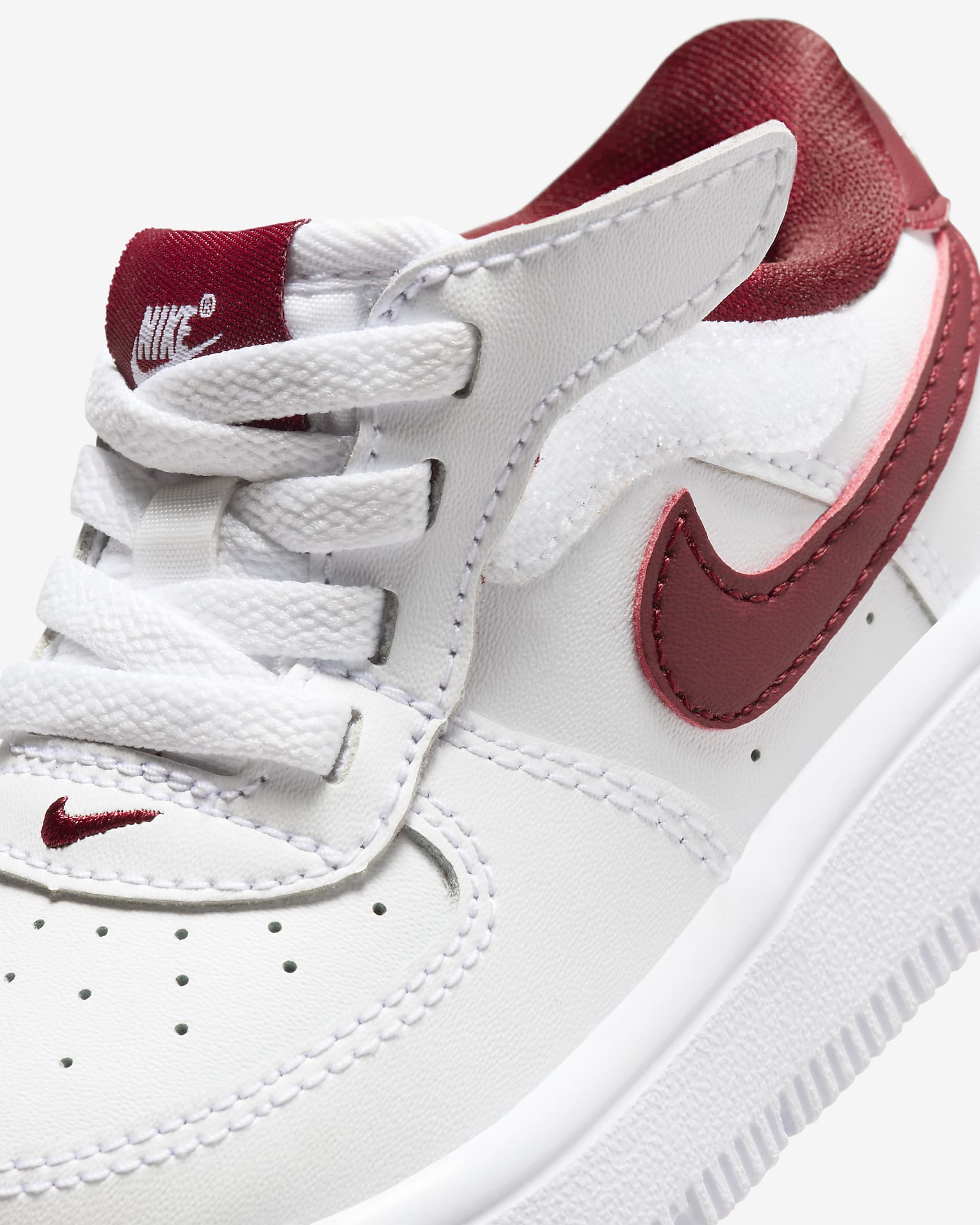 Nike Force 1 Low EasyOn Schuh für Babys und Kleinkinder - Weiß/Team Red