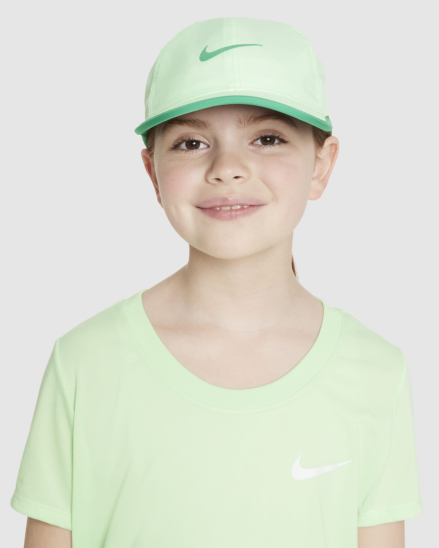 Gorra ligera desestructurada para niños Nike Dri-FIT Club - Verde vapor/Verde estadio/Verde estadio