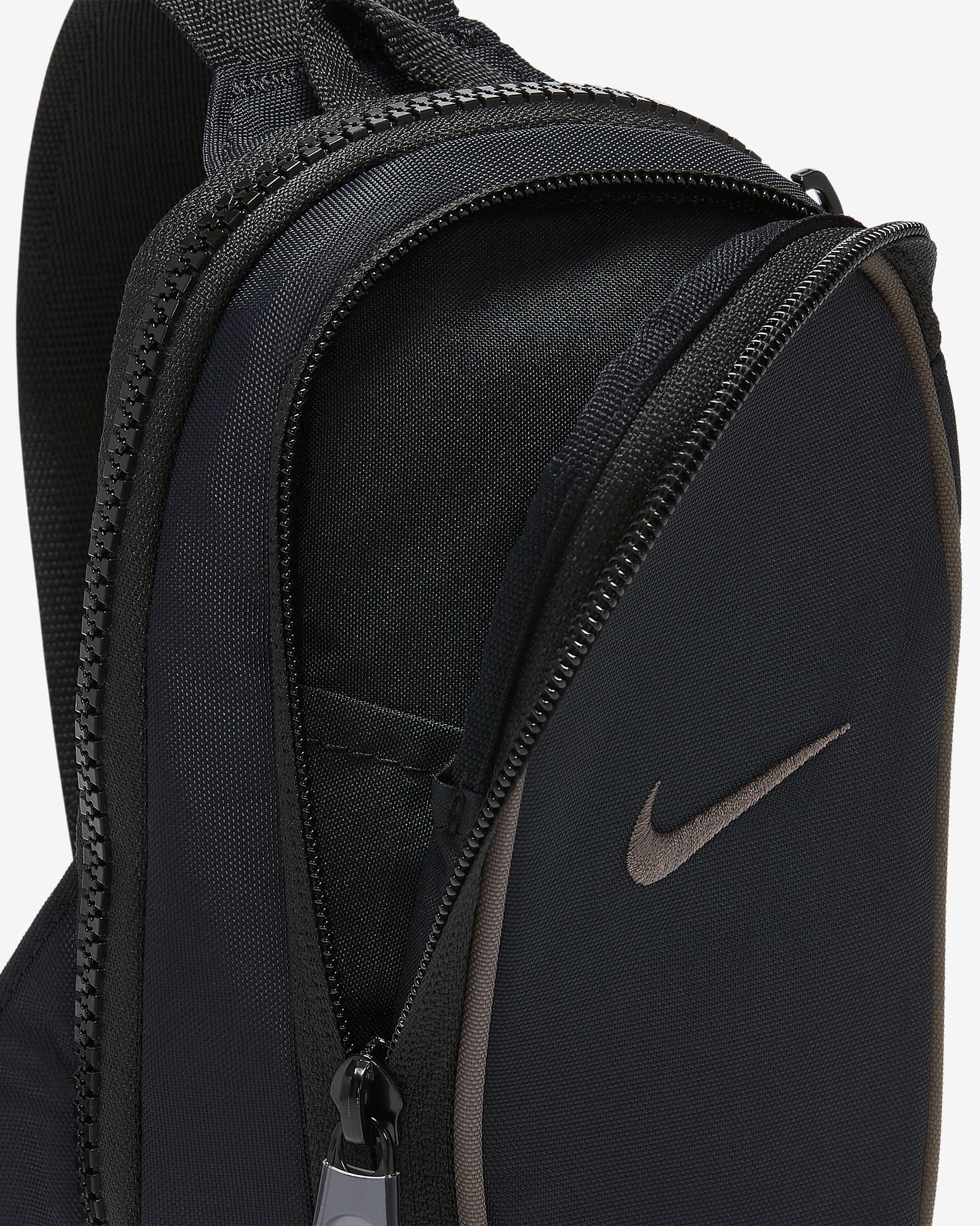 Nike Sportswear Essentials skulderveske (1 L) - Svart/Svart/Ironstone