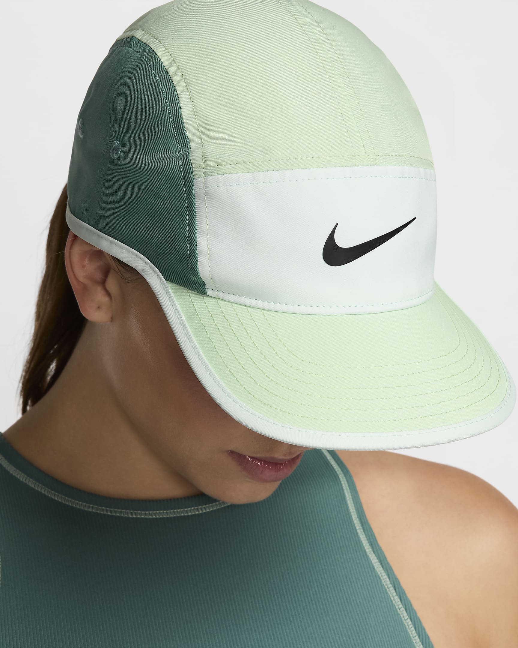 Εύκαμπτο καπέλο jockey με σχέδιο Swoosh Nike Dri-FIT Fly - Vapor Green/Barely Green/Bicoastal/Μαύρο