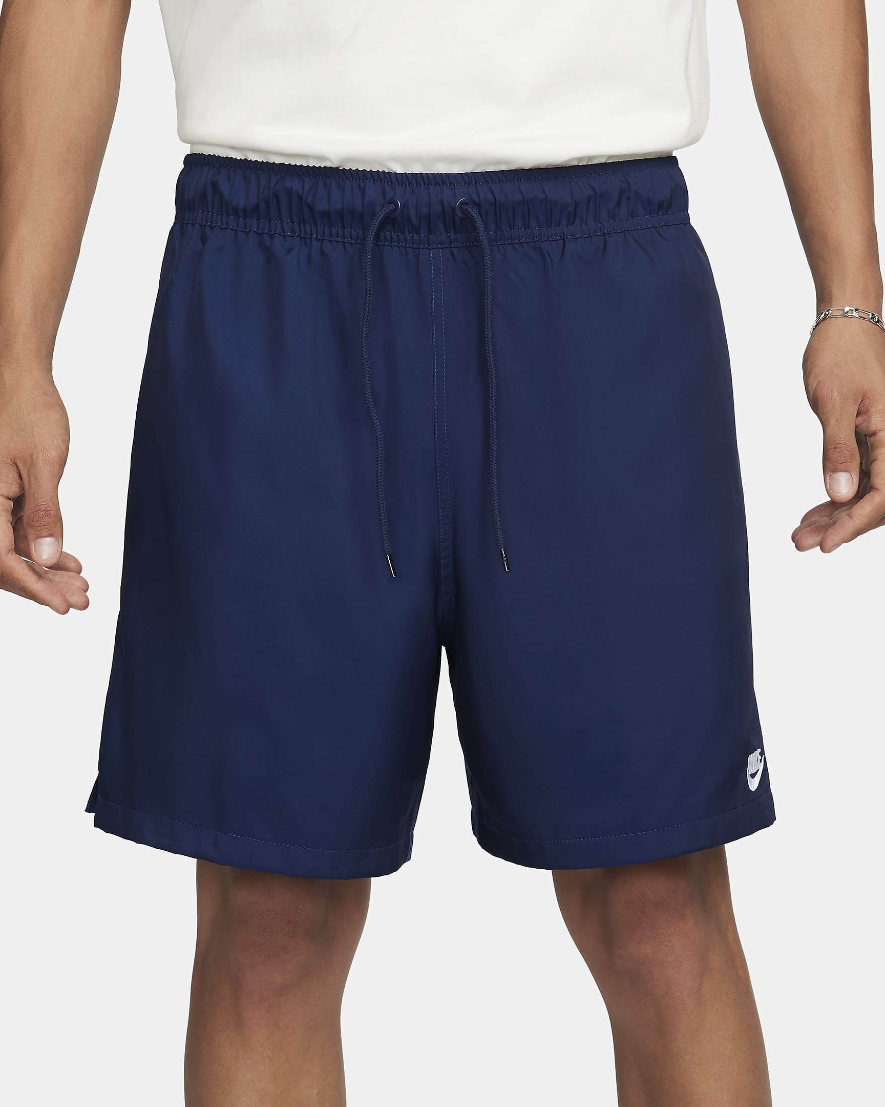 Nike Club Men's Woven Flow Shorts - Midnight Navy/White