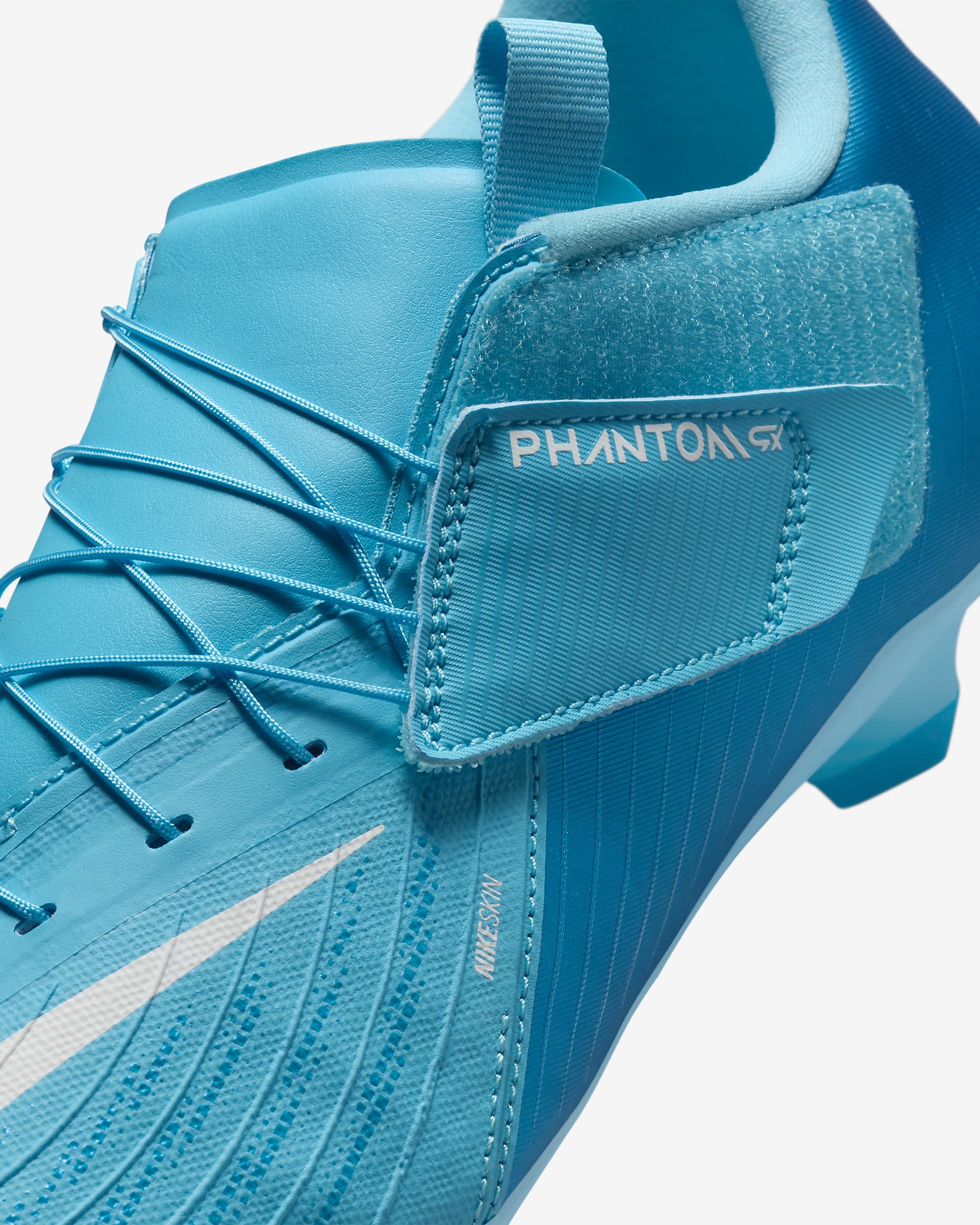 Ποδοσφαιρικά παπούτσια χαμηλού προφίλ MG Nike Phantom GX 2 Academy EasyOn - Blue Fury/Λευκό