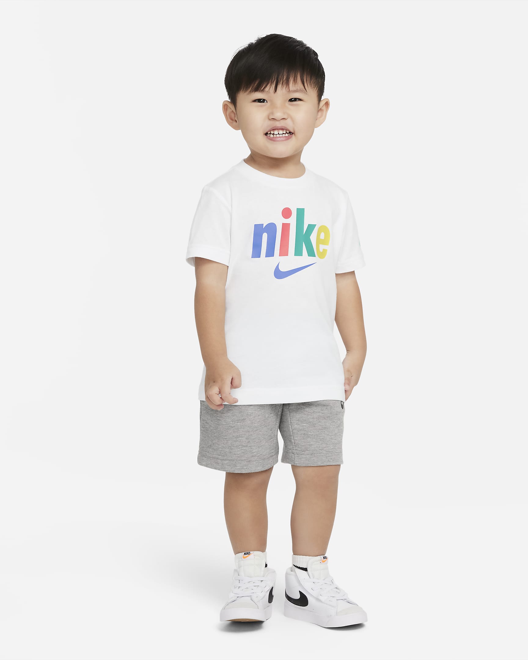 Playera infantil Nike. Nike.com