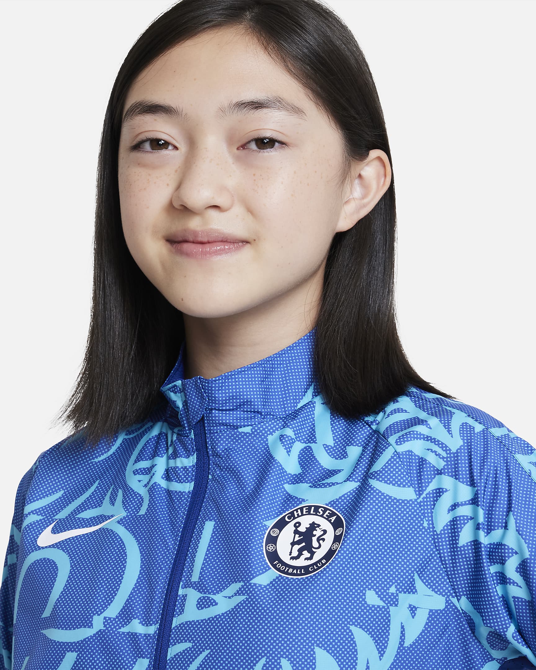 Chelsea F.C. Repel Academy AWF Older Kids' Football Jacket. Nike HR