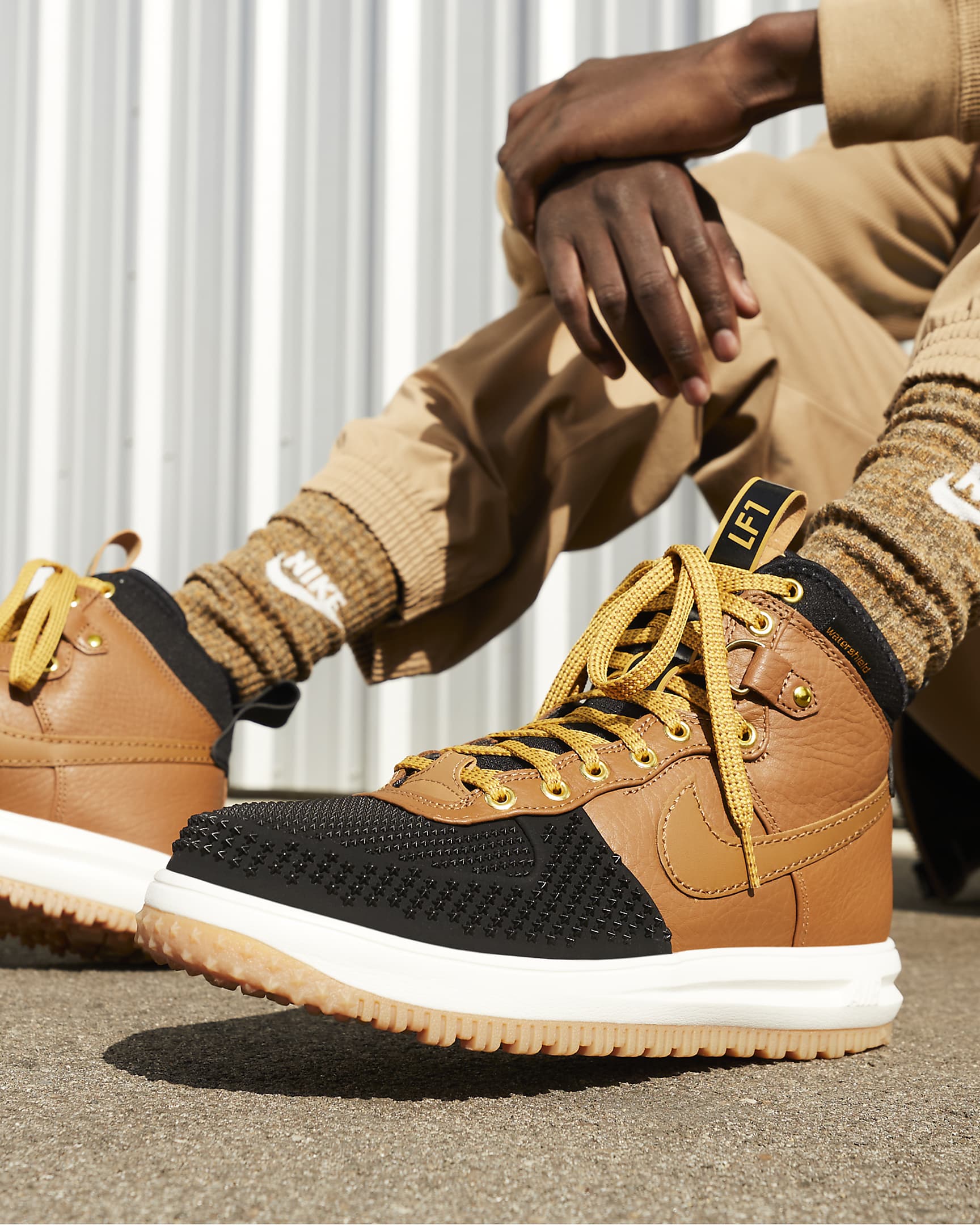 Duckboot Nike Lunar Force 1 pour homme - Ale Brown/Noir/Goldtone/Ale Brown