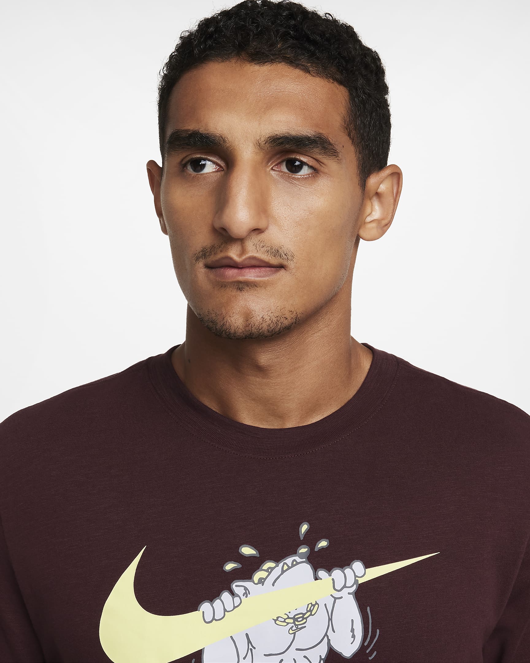 Nike Men's Dri-FIT Fitness T-Shirt - Burgundy Crush