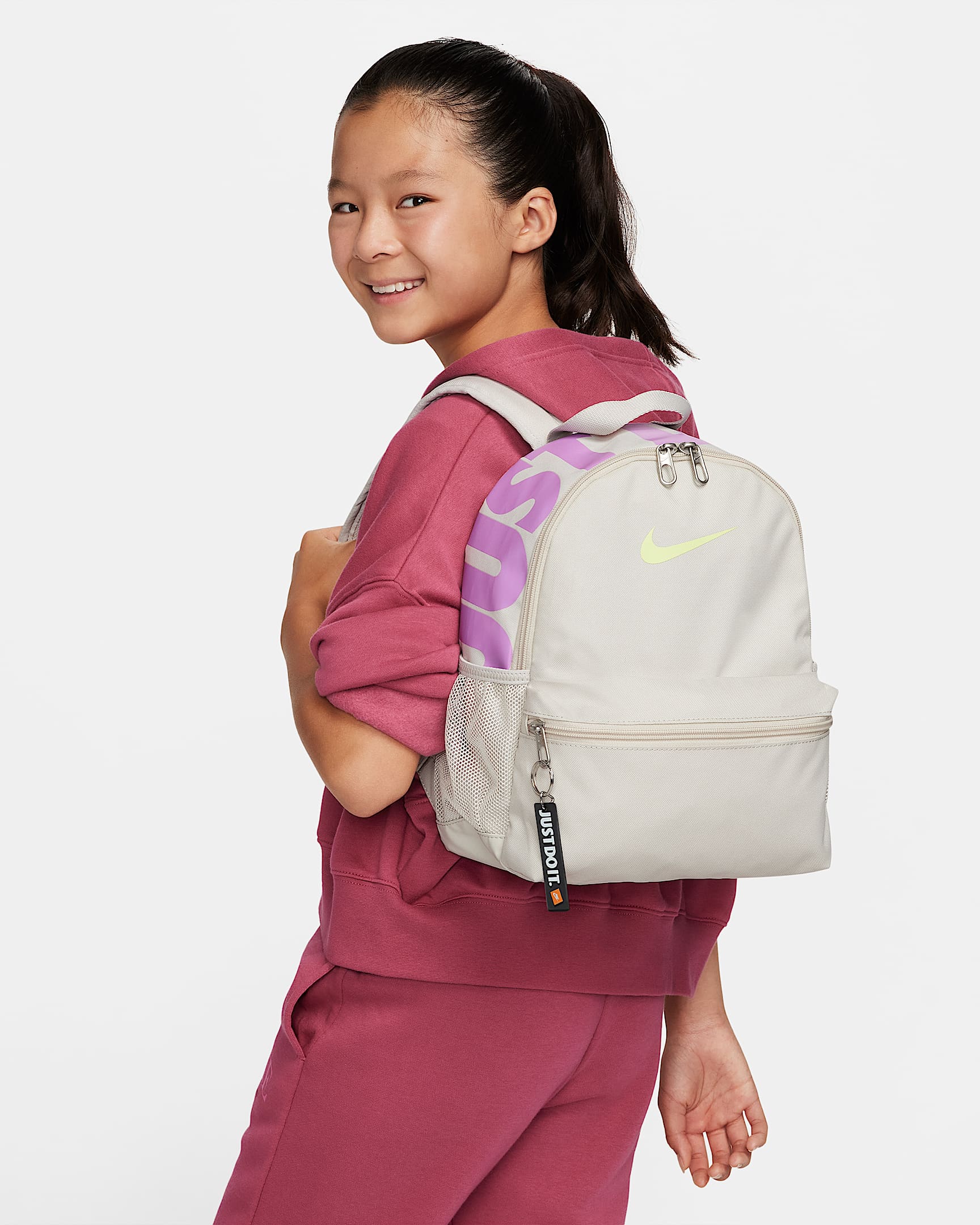 Nike Brasilia JDI Kids' Mini Backpack (11L). Nike NL
