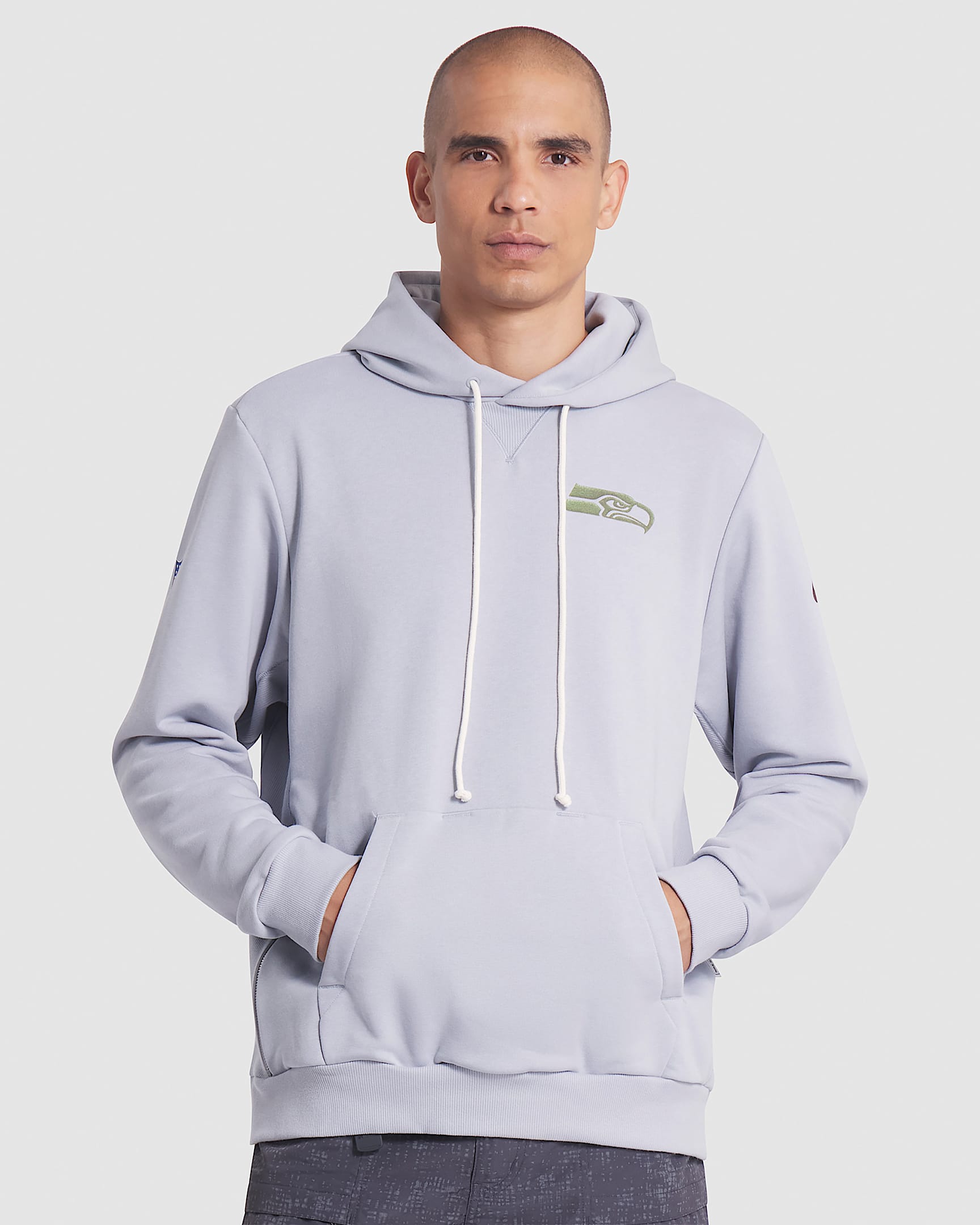 Sudadera con gorro sin cierre Nike Dri-FIT de la NFL para hombre Seattle Seahawks Rivalries Collection Sideline - Gris