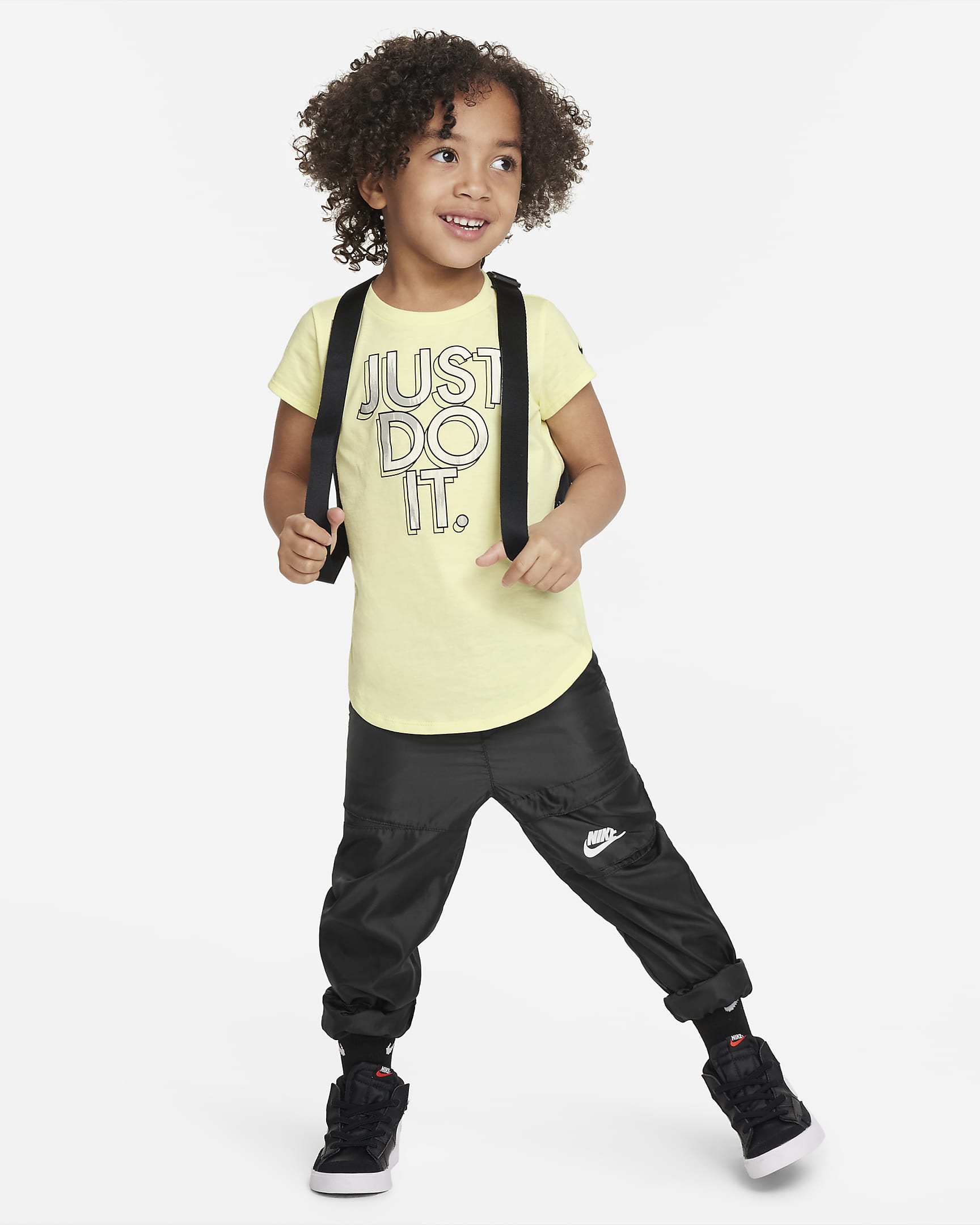 Playera para niños pequeños (playera Nike Digi Dye 