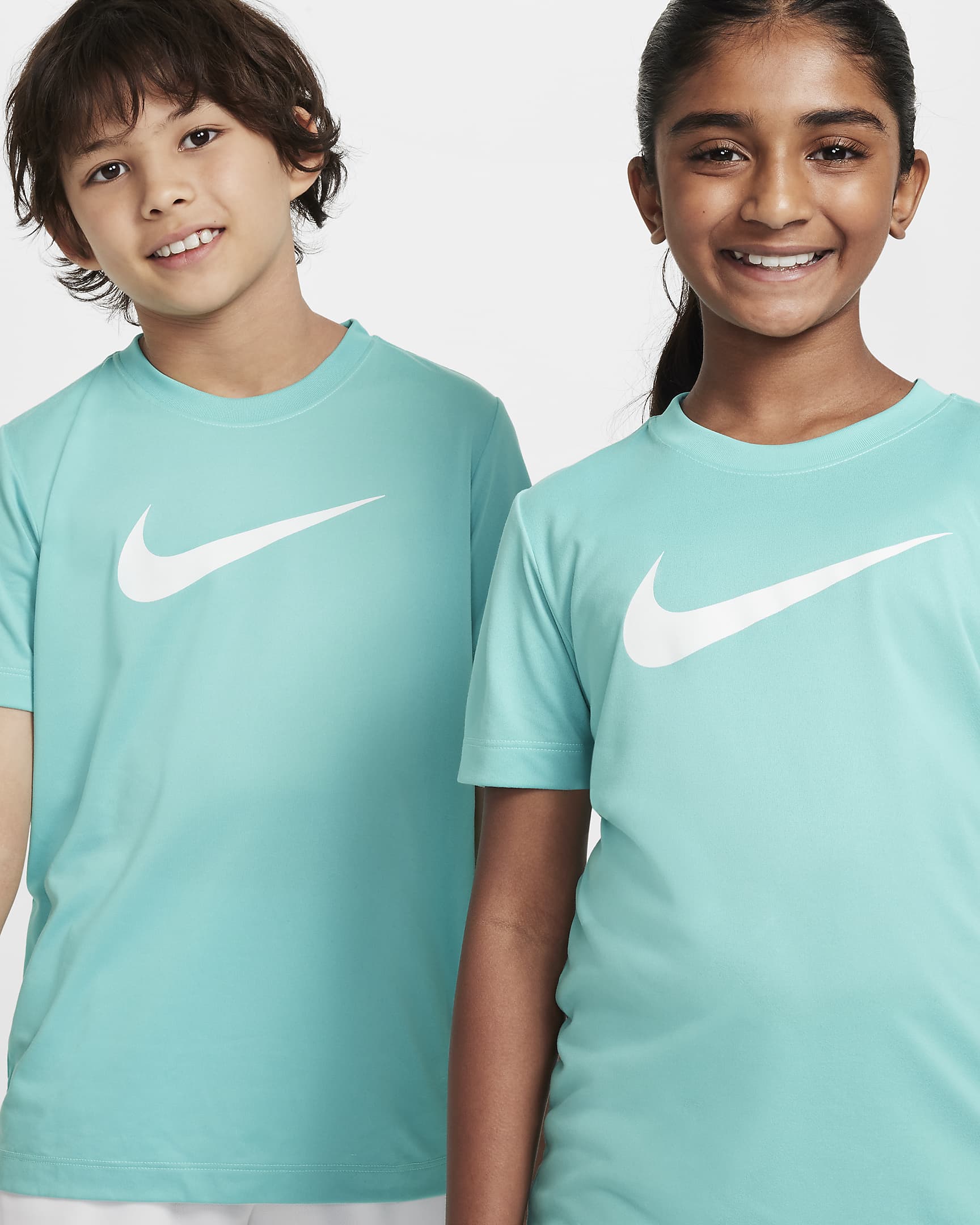 Playera Dri-FIT para niños talla grande Nike Legend - Escarcha verde