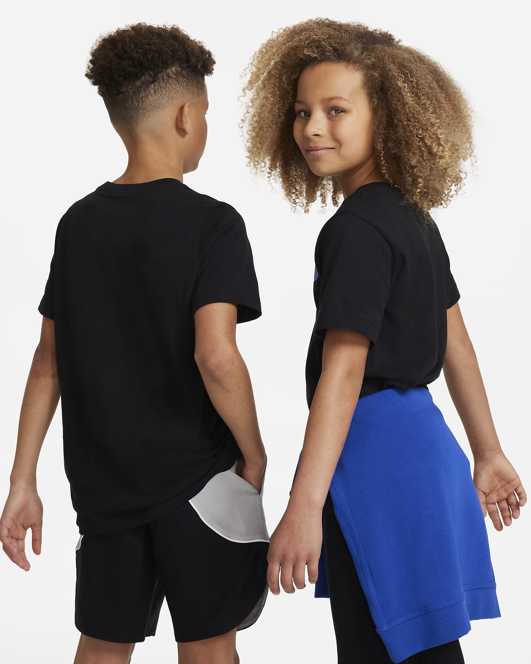 Nike Sportswear T-Shirt für ältere Kinder - Schwarz