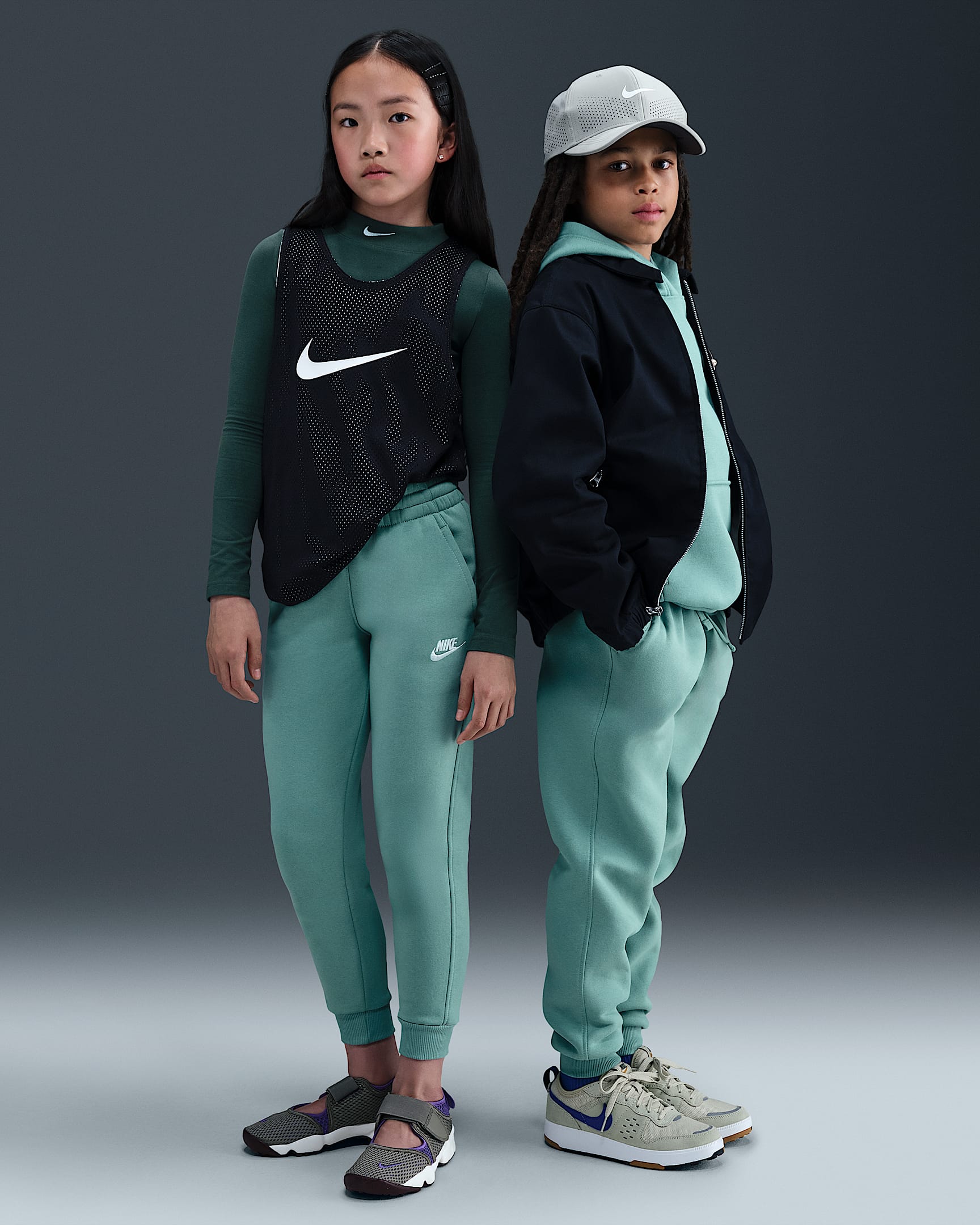 Nike Sportswear Club Fleece Big Kids' Joggers - Cannon/White