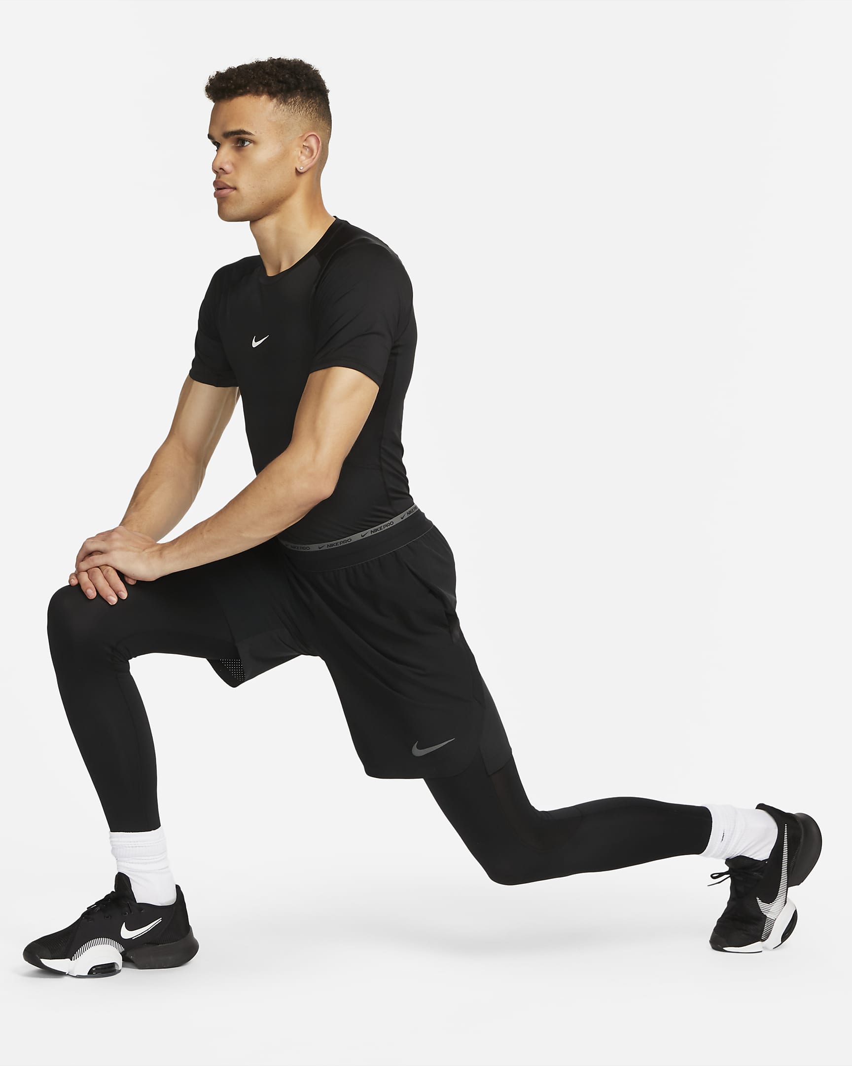 Nike Pro Dri-FIT tettsittende, kortermet treningsoverdel til herre - Svart/Hvit