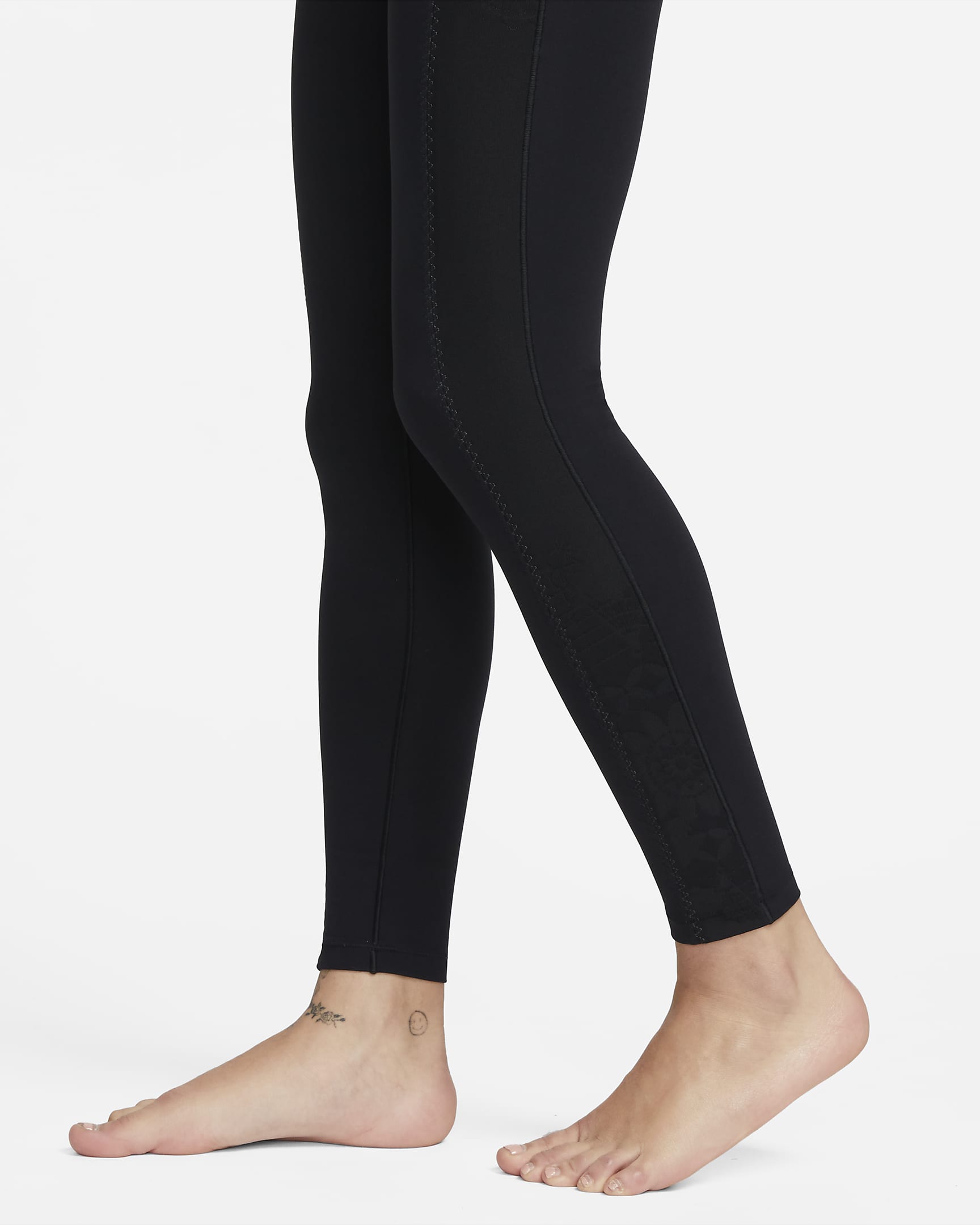 Nike Yoga DriFIT Luxe Women's 7/8 Jumpsuit. Nike SI