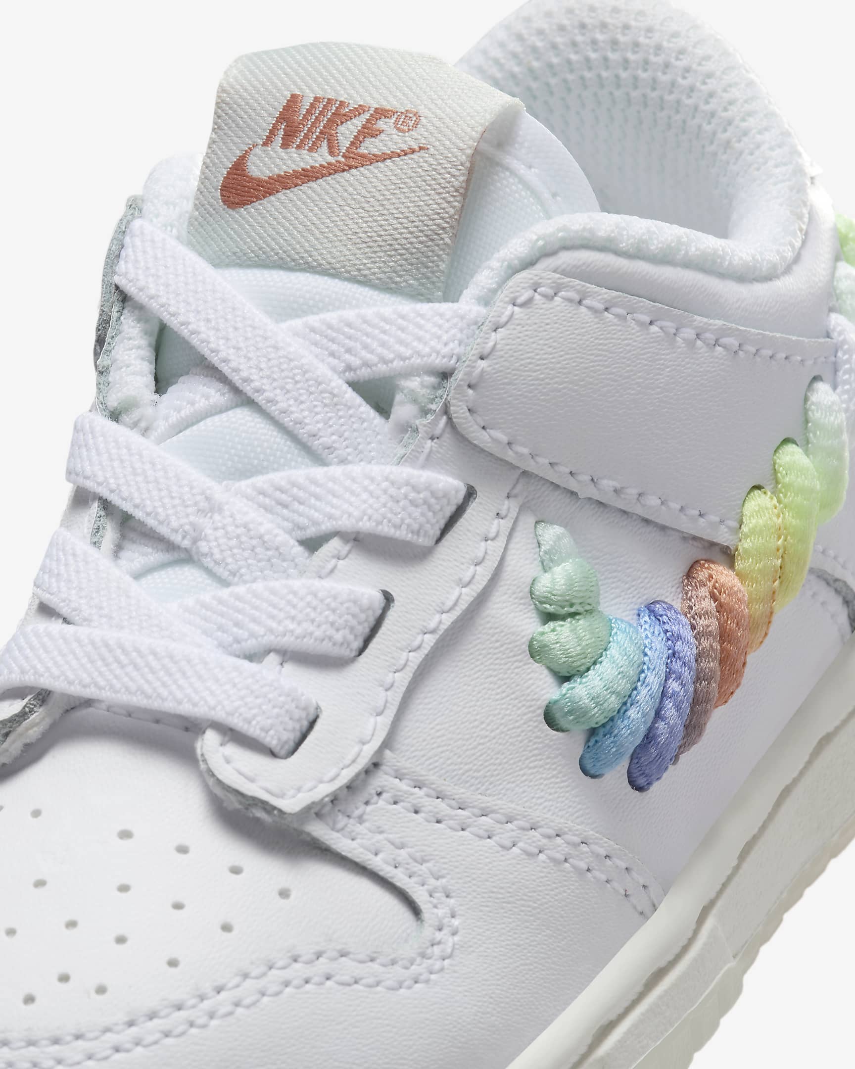 Sko Nike Dunk Low SE för baby/små barn - Vit/Terra Blush/Light Silver/Flerfärgade