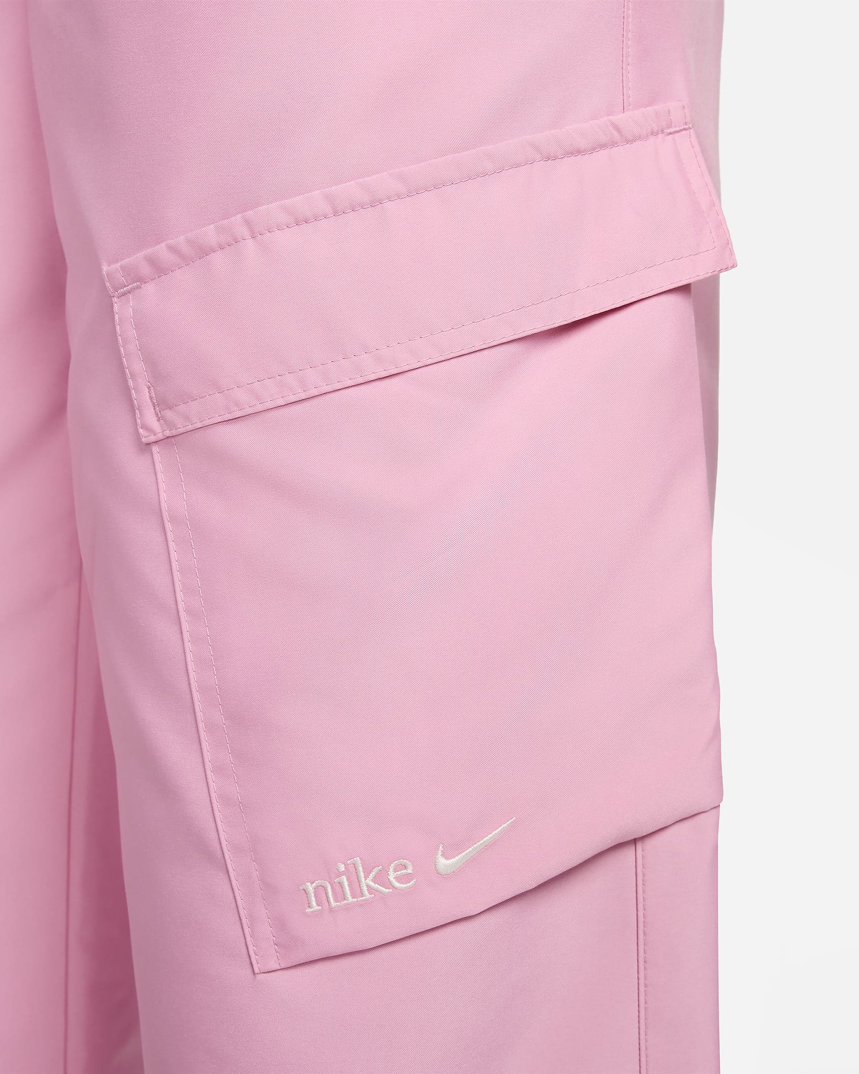 Nike Sportswear geweven cargobroek voor dames - Pink Rise