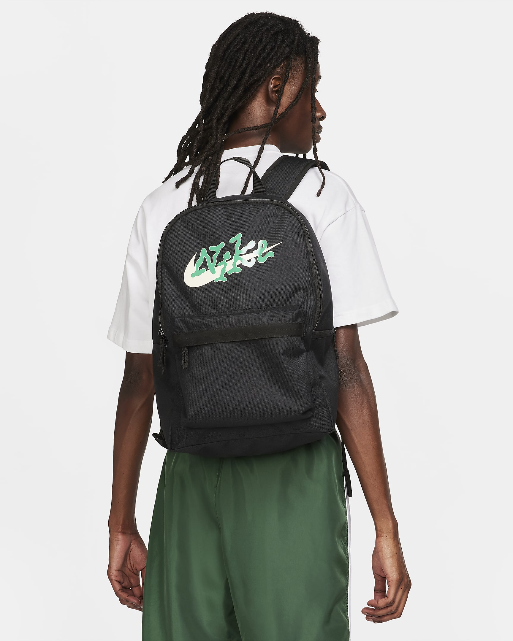 Nike Heritage Backpack (25L) - Black/Black/Stadium Green