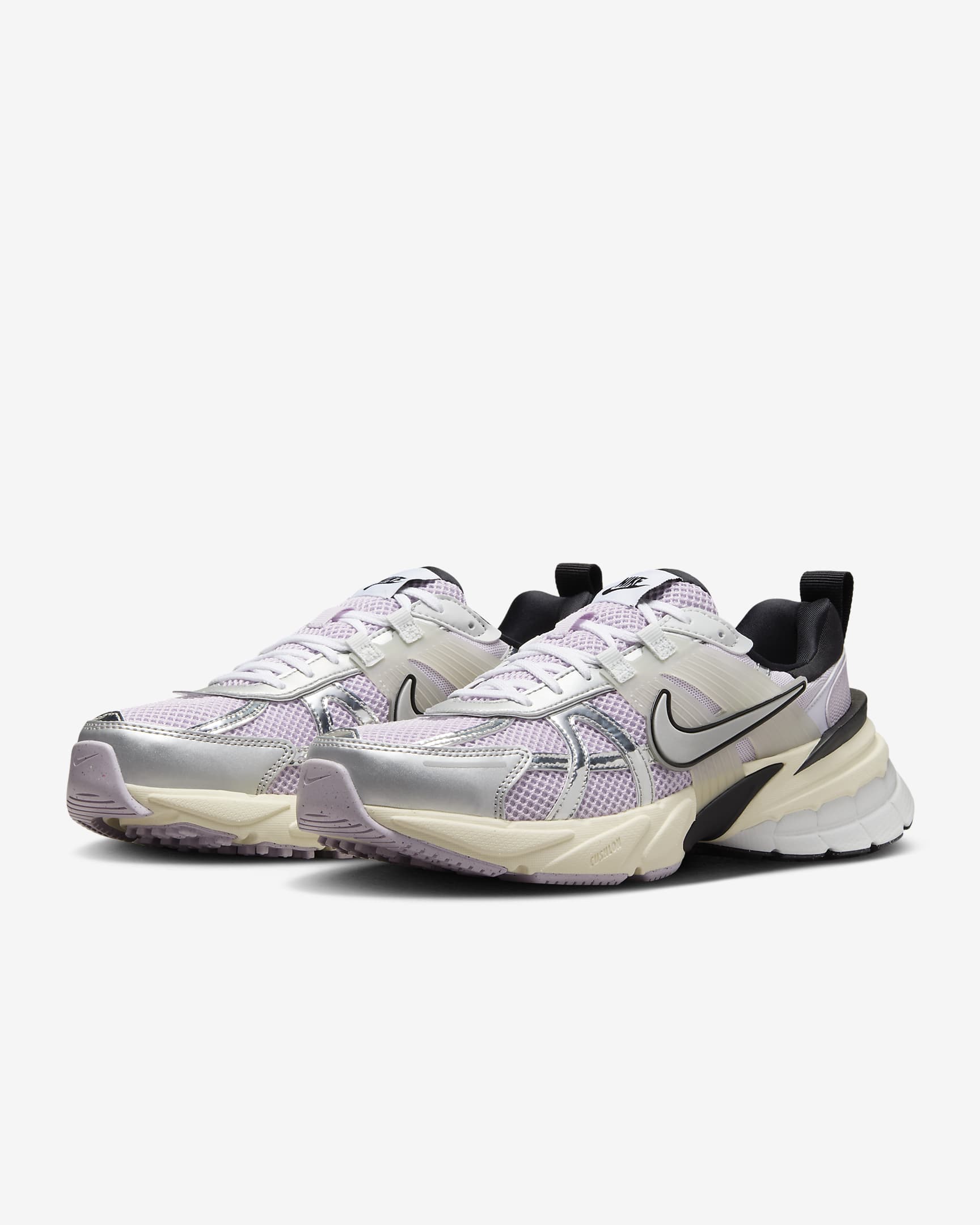 Nike V2K Run Schuh - Doll/Schwarz/Barely Grape/Metallic Silver