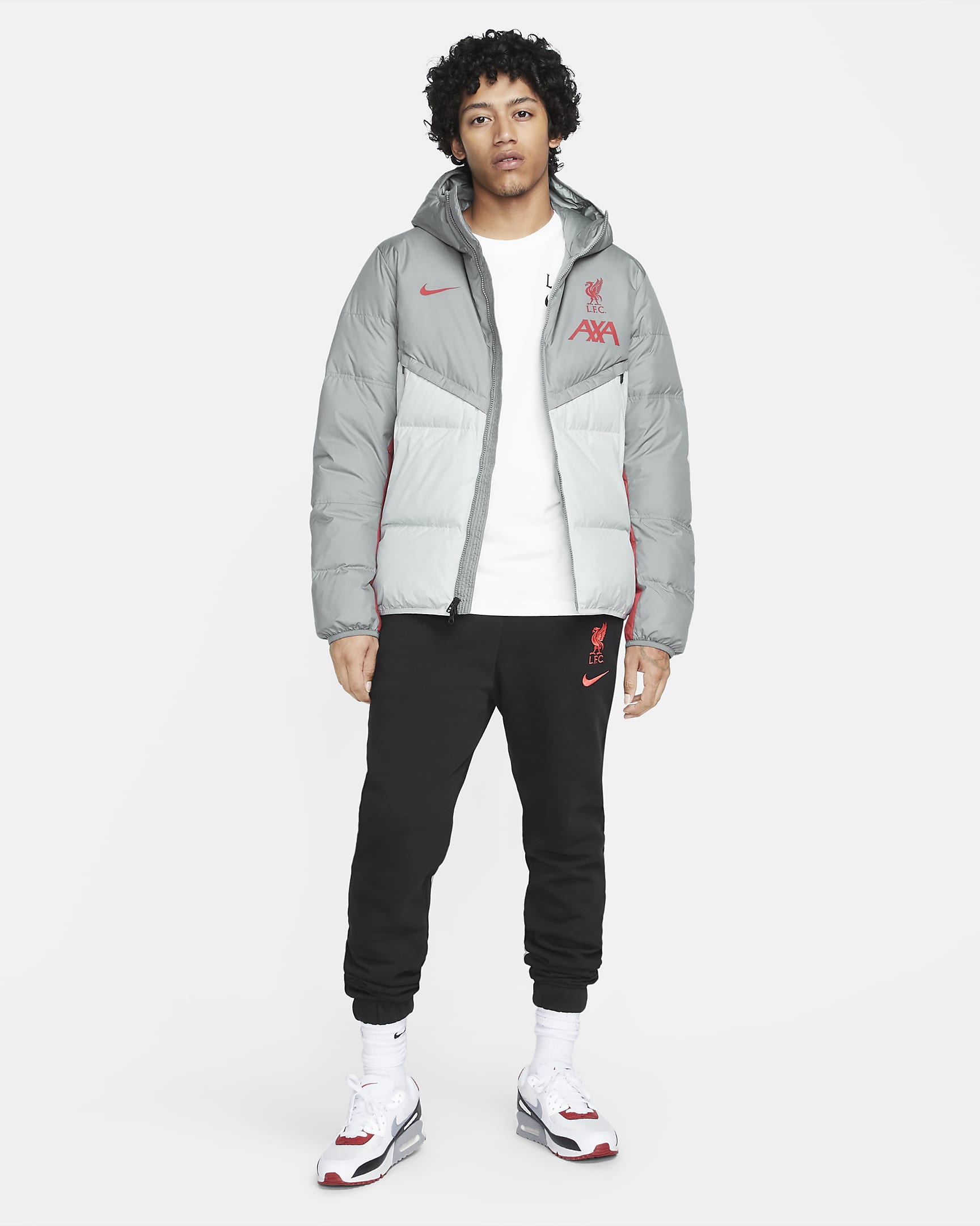Liverpool F.C. Strike Men's Nike StormFIT Down Football Jacket. Nike HR
