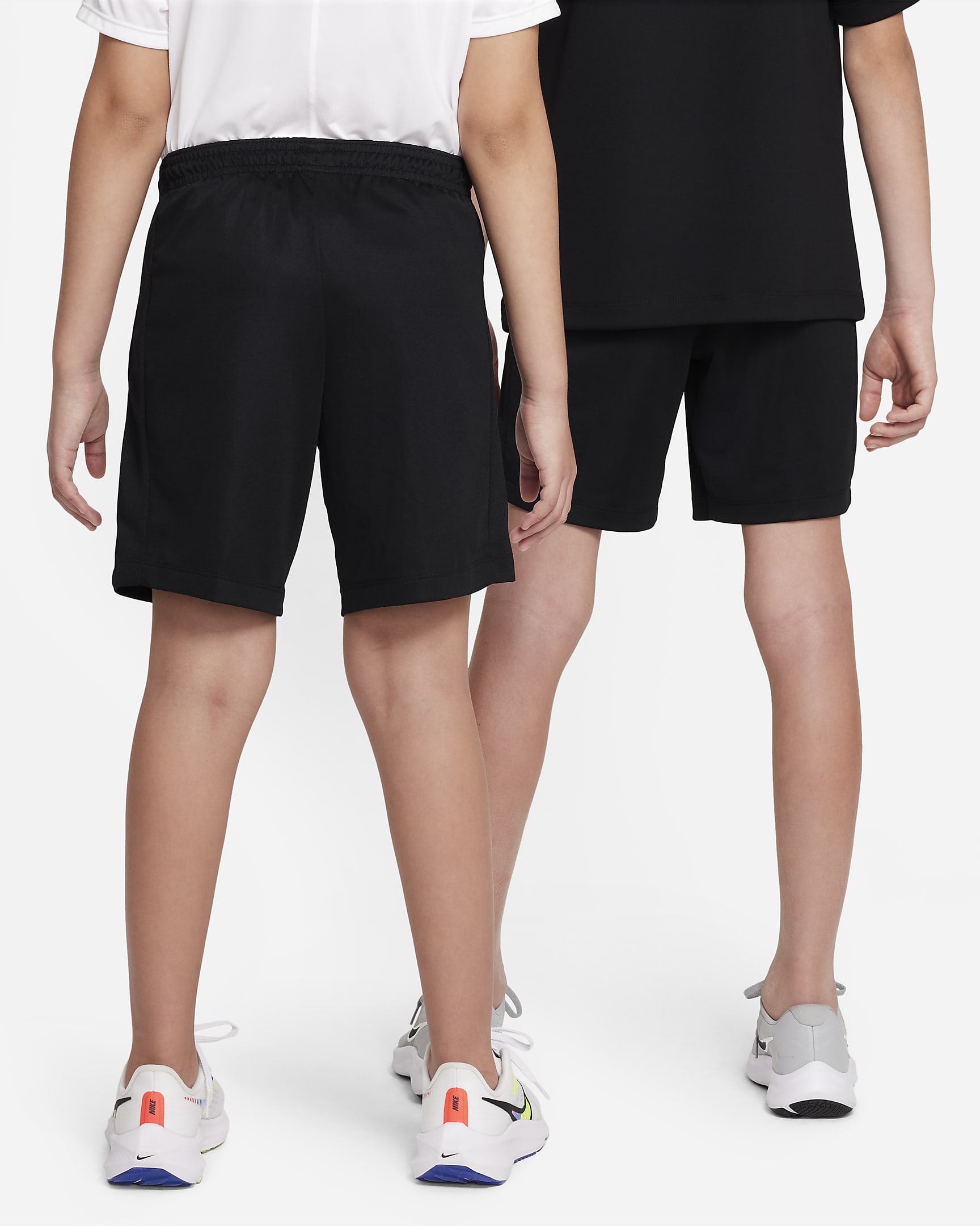 Nike Trophy23 Older Kids' Dri-FIT Training Shorts. Nike IN