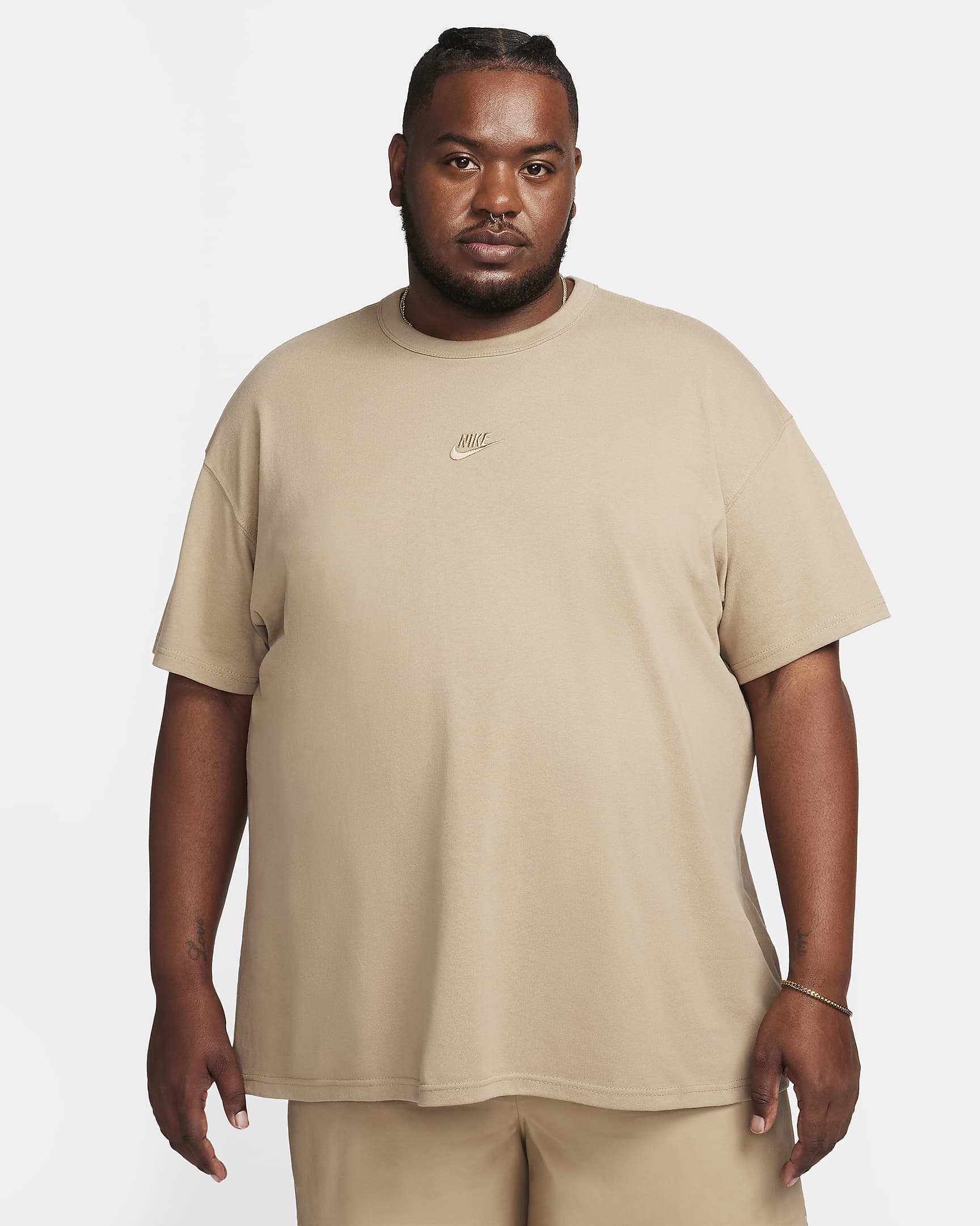 Nike Sportswear Premium Essentials Erkek Tişörtü - Khaki