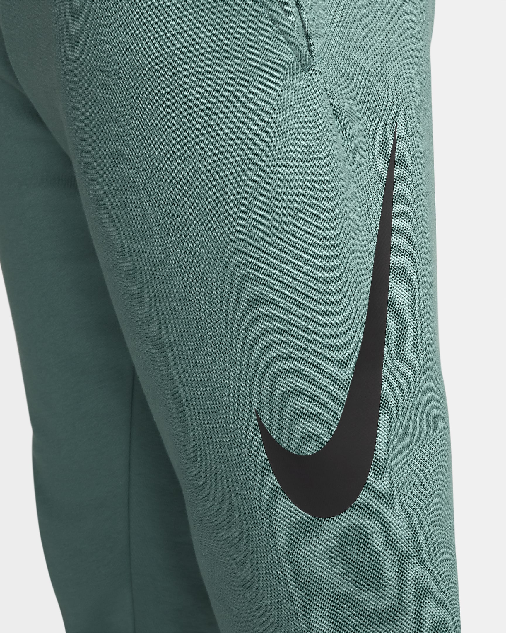 Nike Dry Graphic Men's Dri-FIT Taper Fitness Trousers. Nike ZA